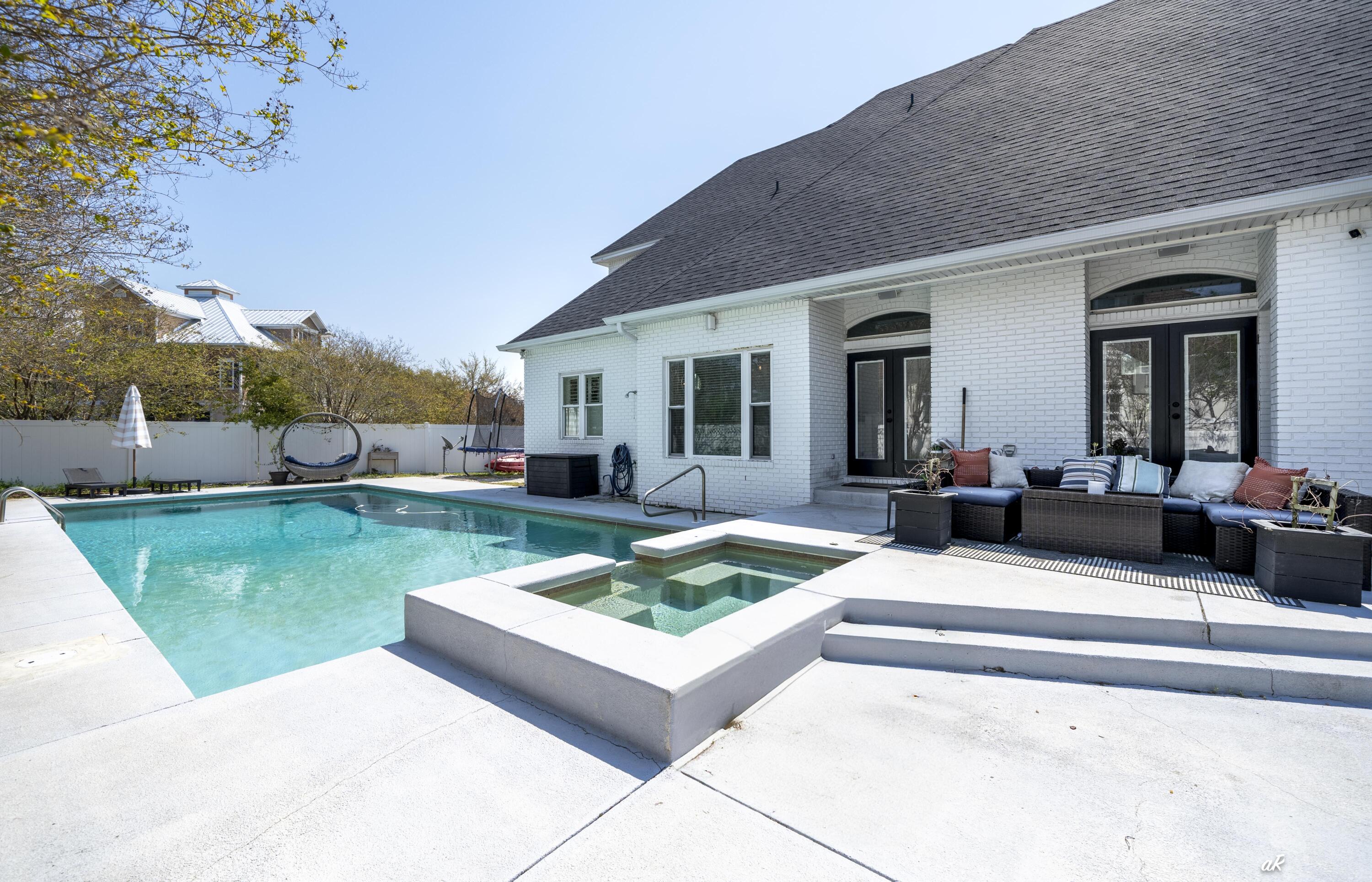 CANDLEWICK ACRES - Residential