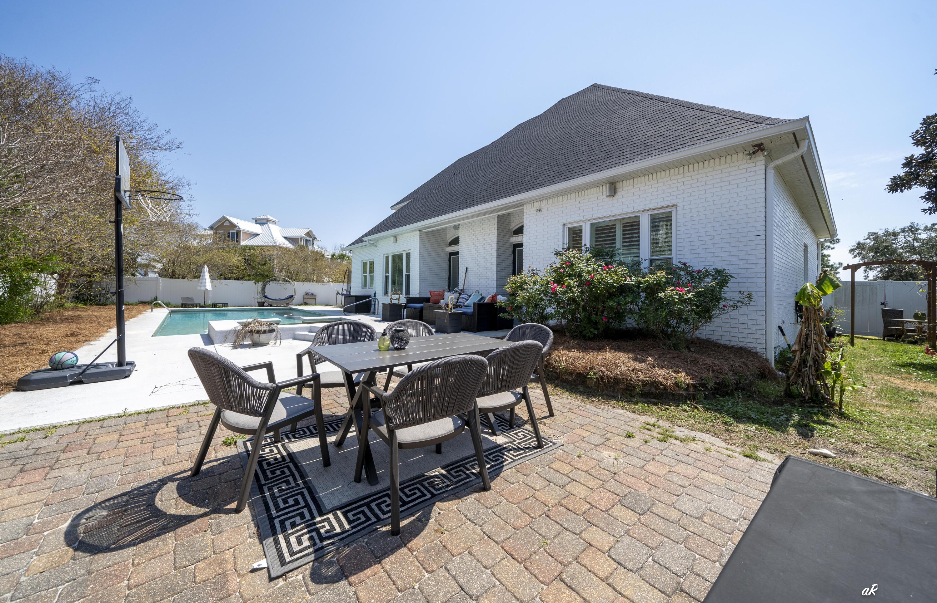 CANDLEWICK ACRES - Residential