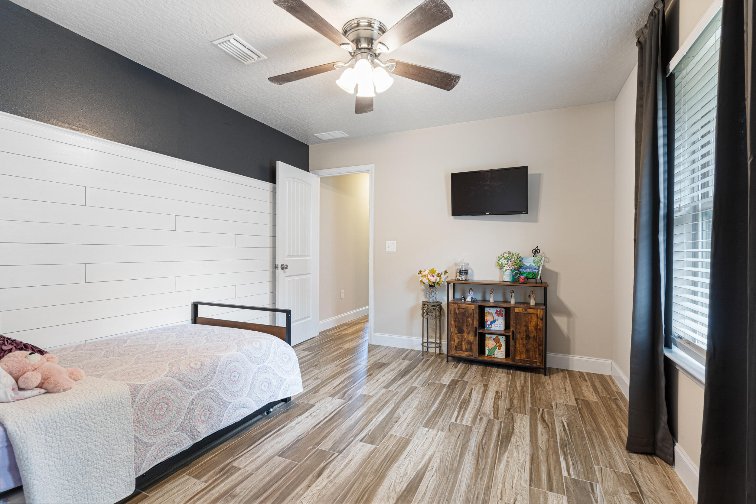 CHANAN ESTATES 1ST ADDN - Residential