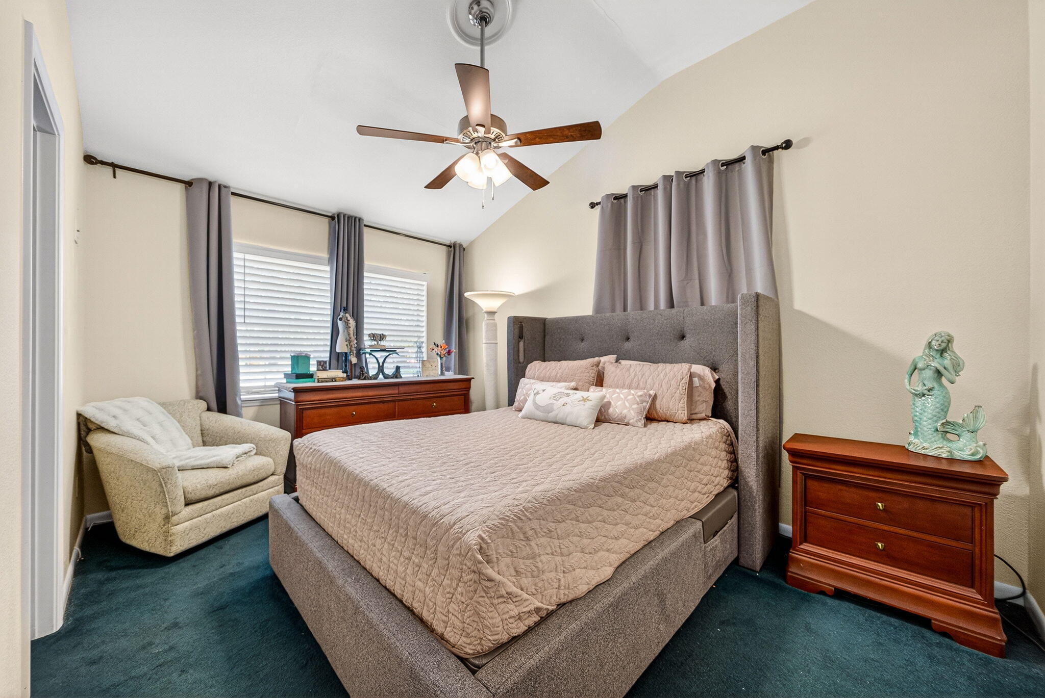 South Bay Grove Road - Residential