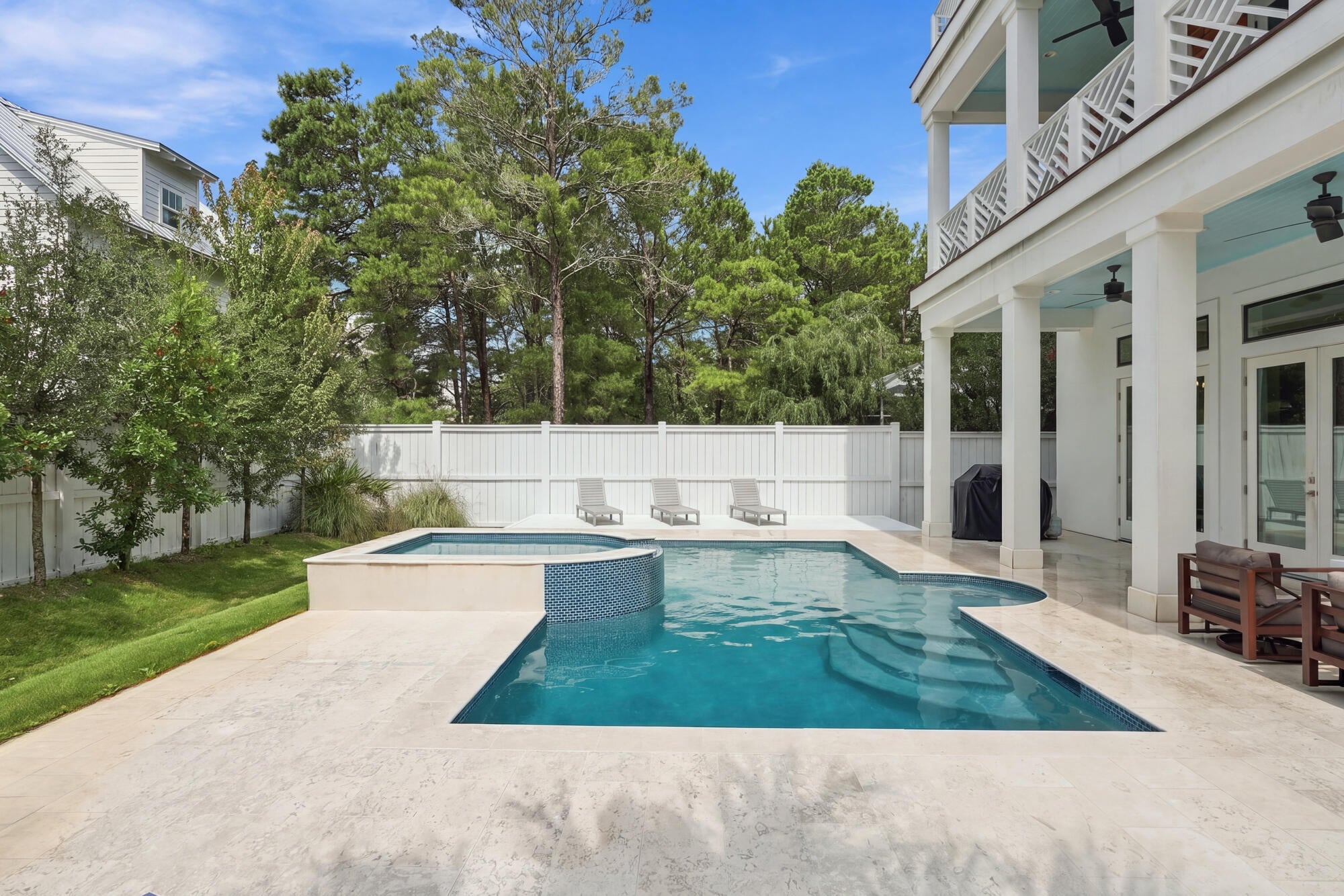 212 S Gulf Drive