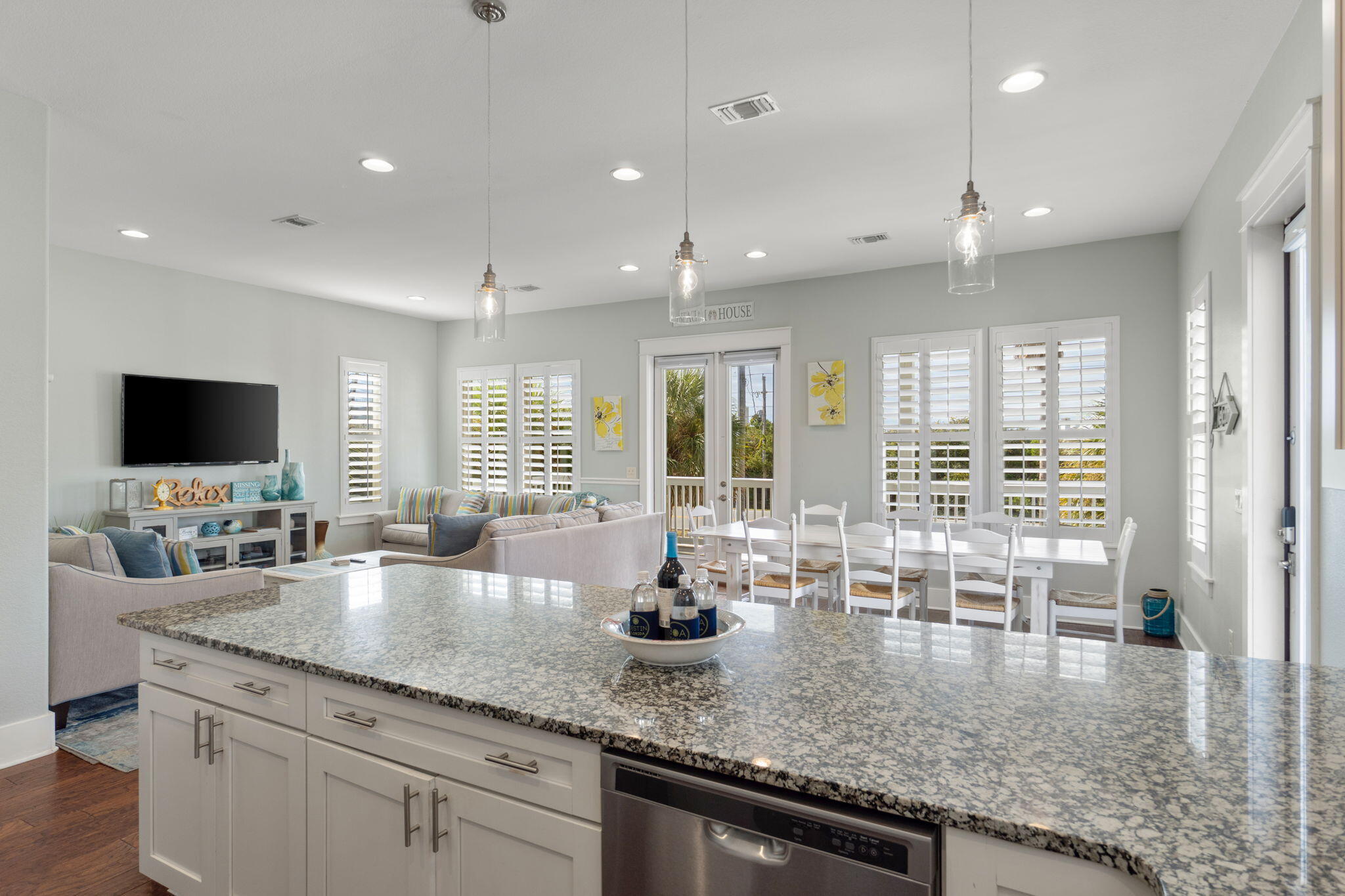 BEACH HIGHLAND 1ST ADD - Residential