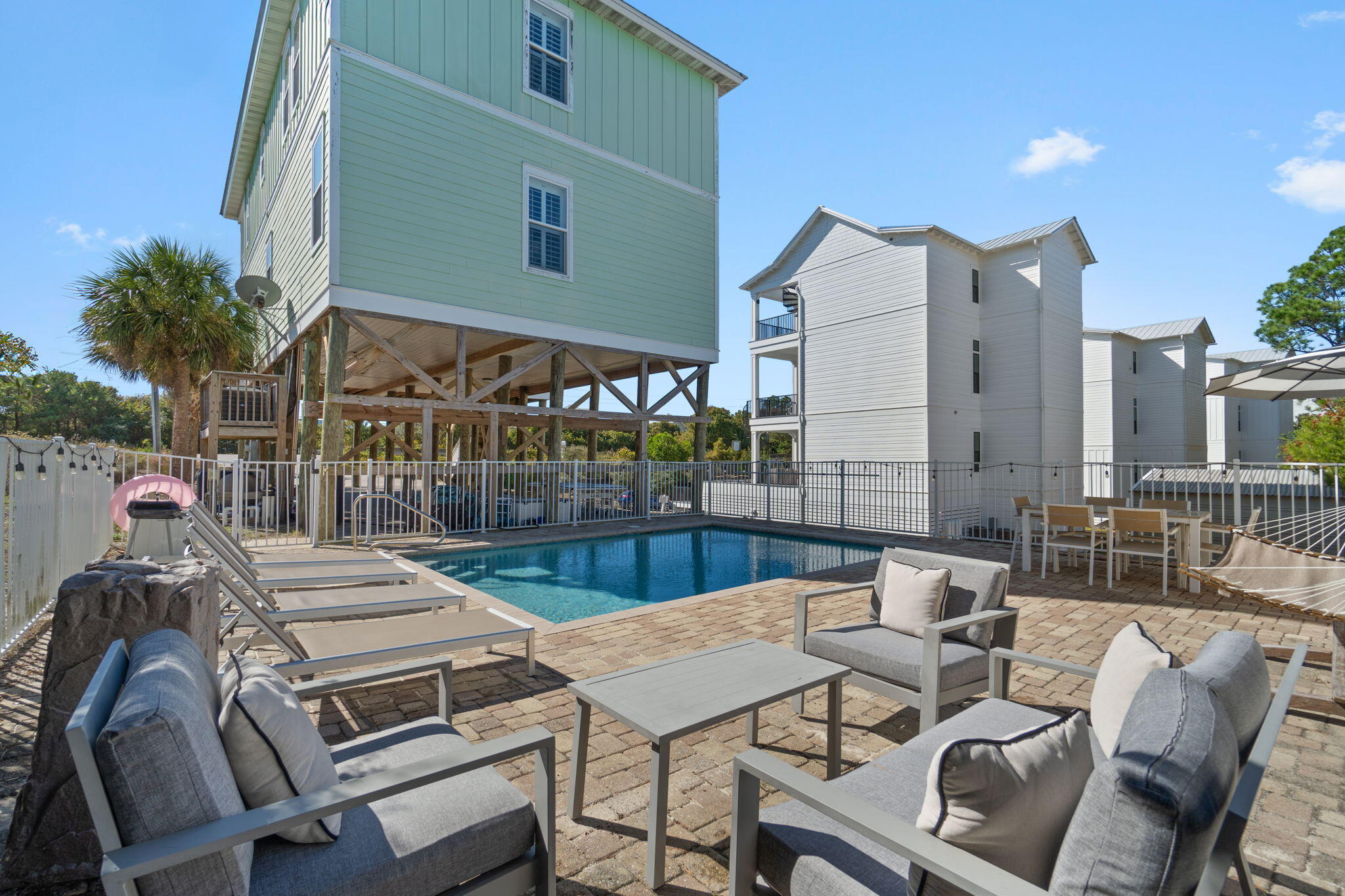 BEACH HIGHLAND 1ST ADD - Residential