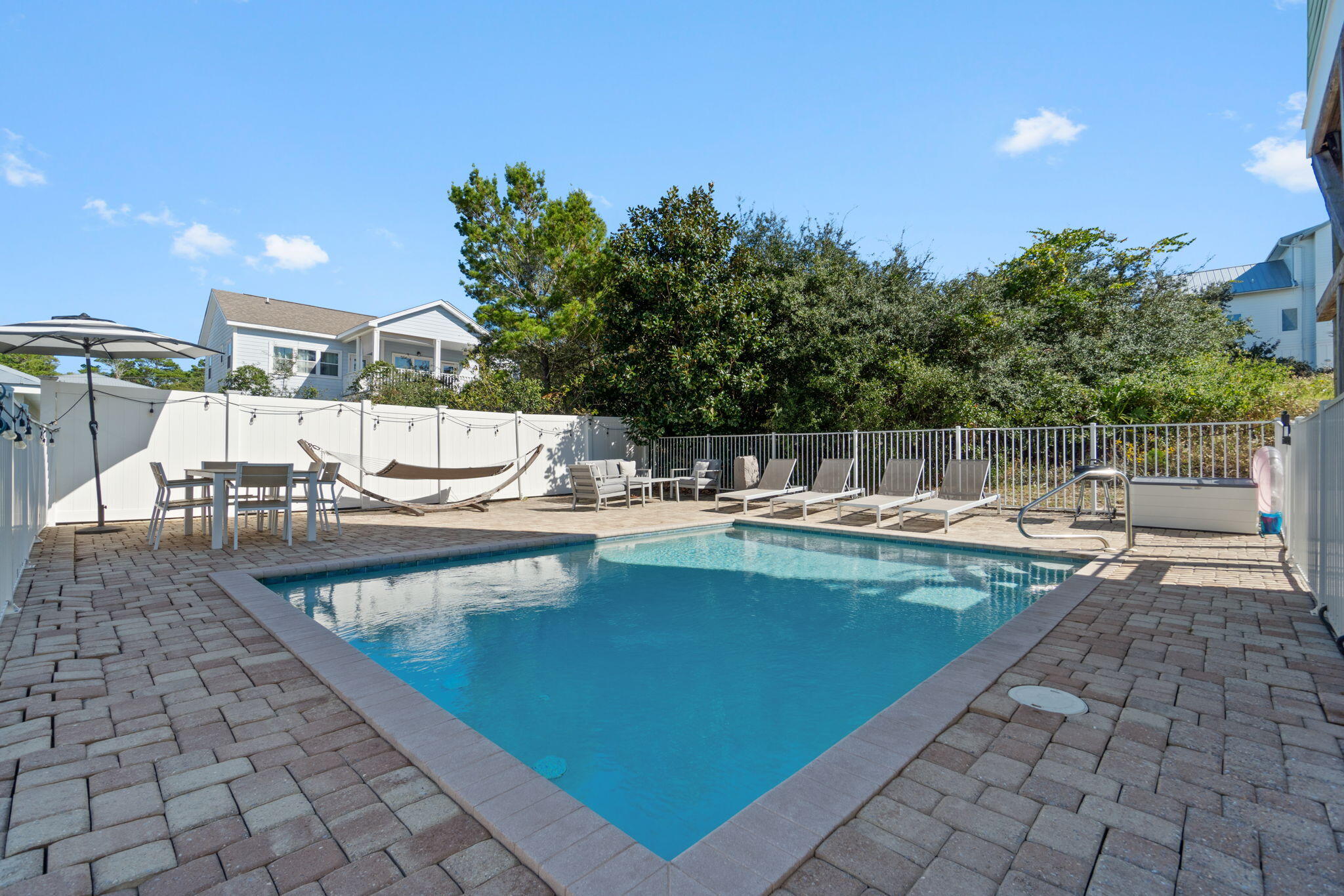 BEACH HIGHLAND 1ST ADD - Residential