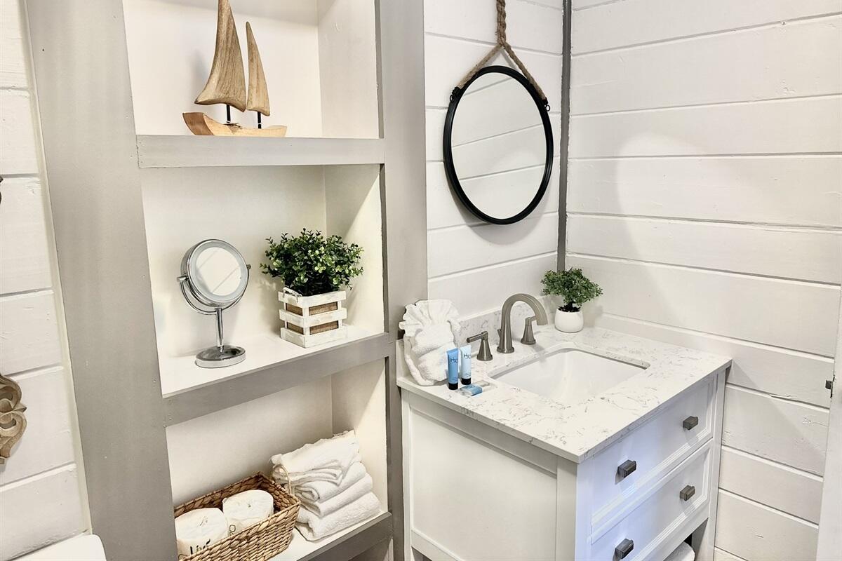 LAGUNA BEACH 6TH ADDN - Residential