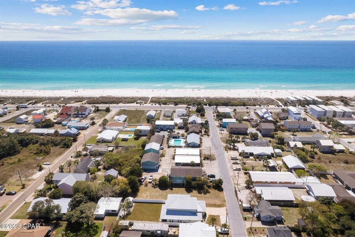 LAGUNA BEACH 6TH ADDN - Residential