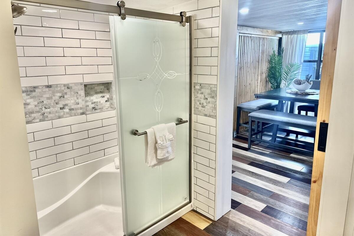 LAGUNA BEACH 6TH ADDN - Residential