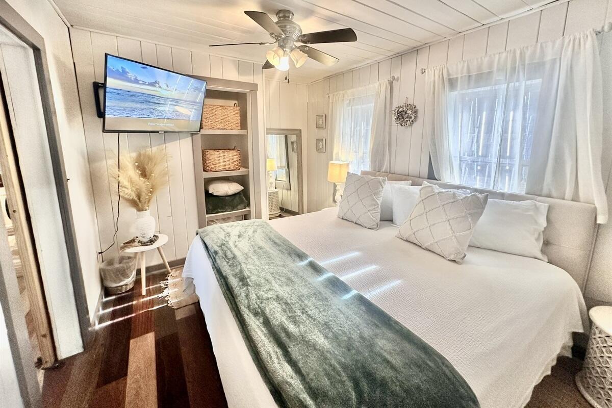 LAGUNA BEACH 6TH ADDN - Residential