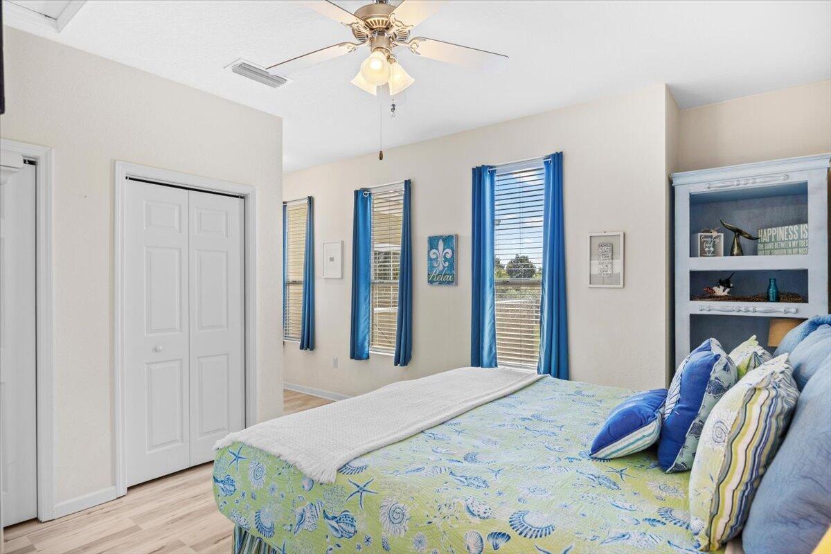 BEACH POINTE - Residential