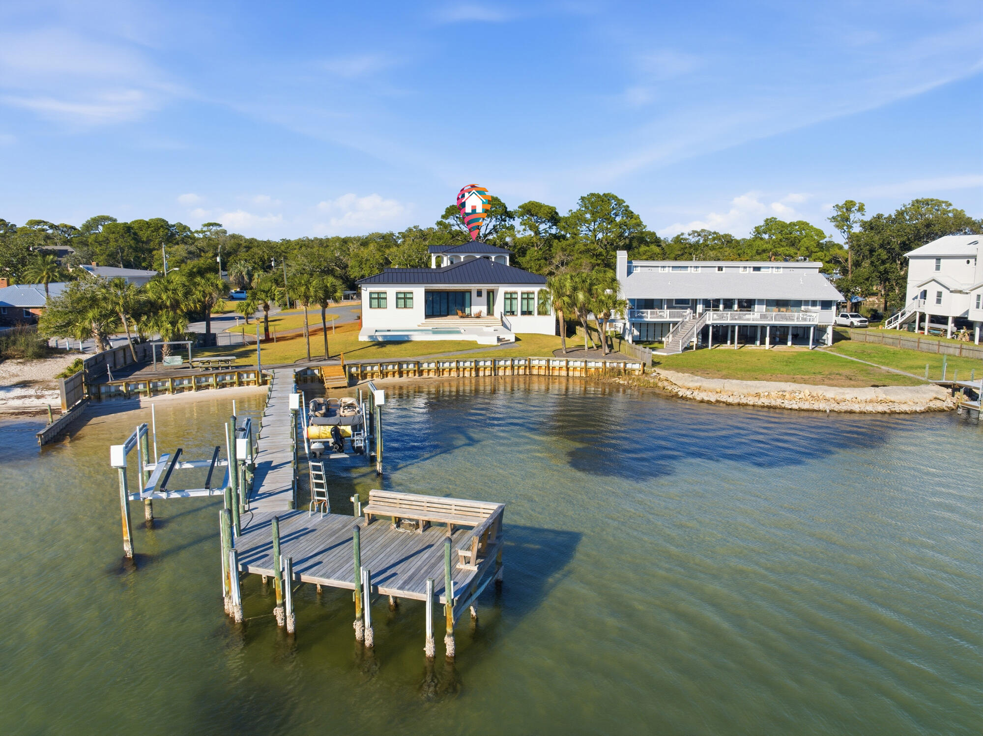 BOOMER'S CORNER - Residential