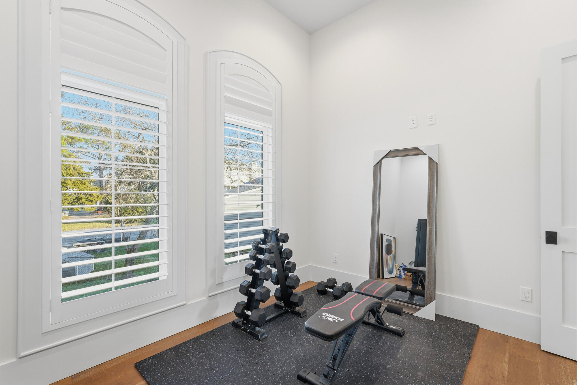 BOOMER'S CORNER - Residential