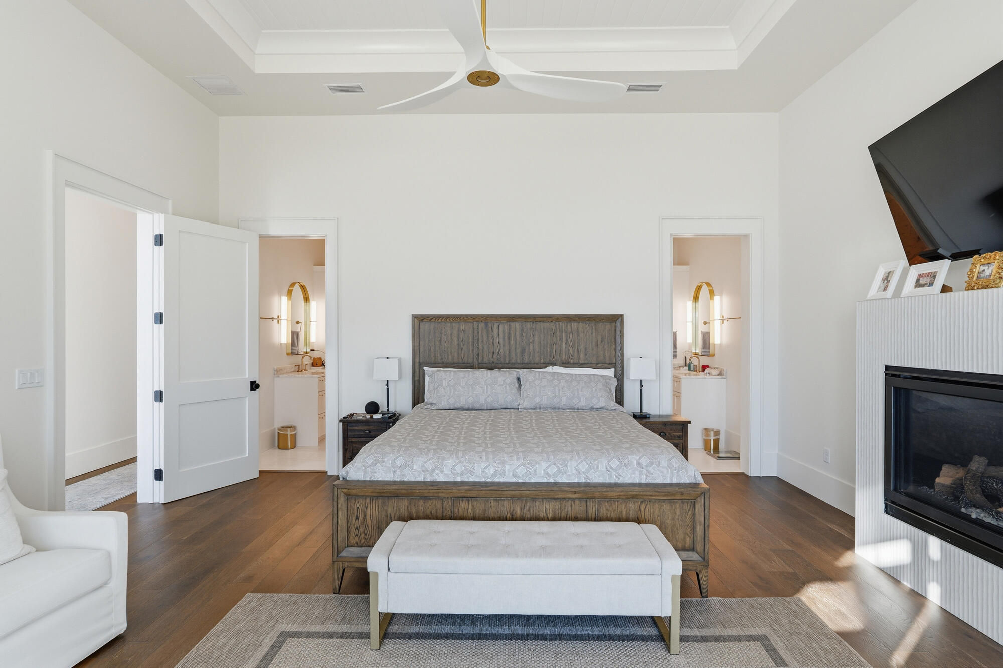 BOOMER'S CORNER - Residential