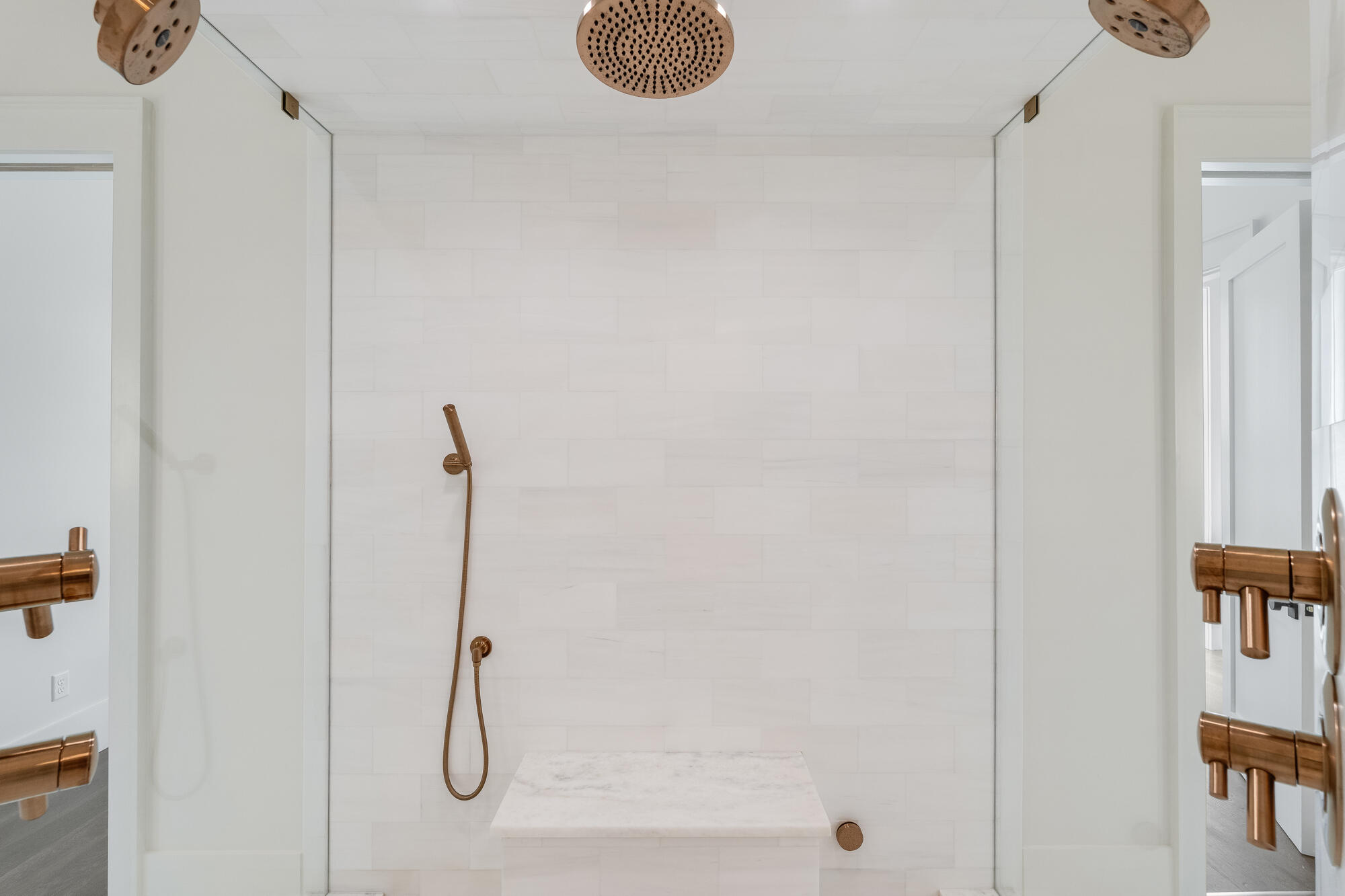 BOOMER'S CORNER - Residential