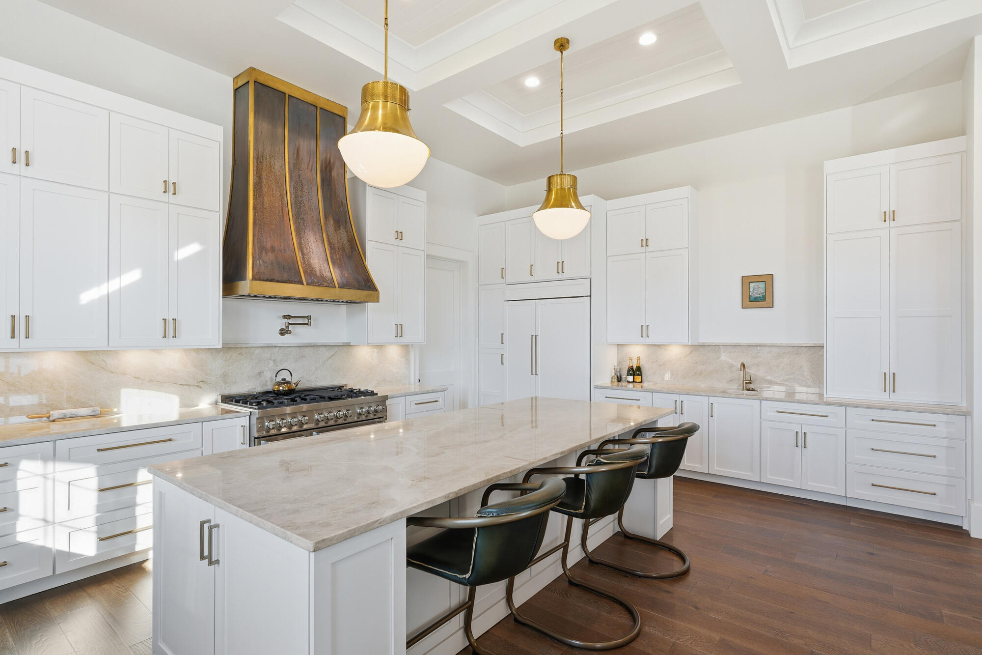 BOOMER'S CORNER - Residential