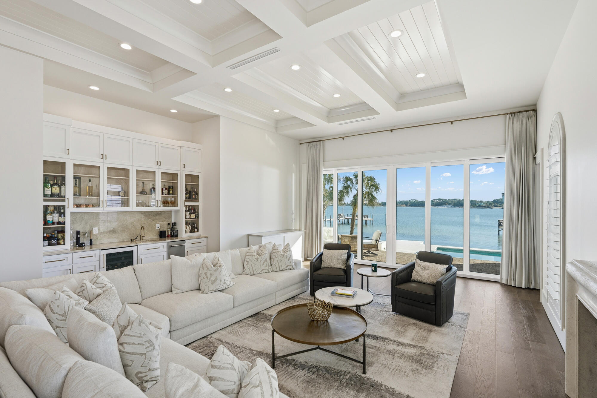 BOOMER'S CORNER - Residential