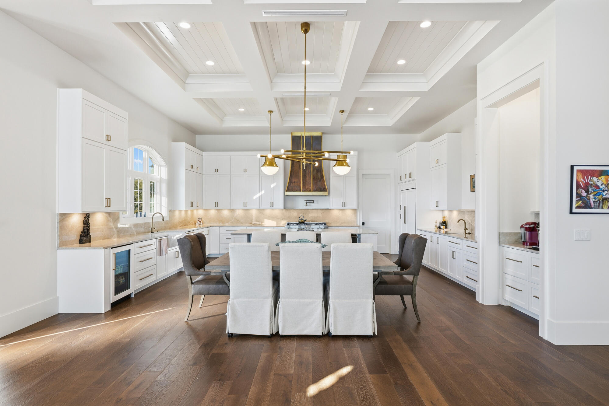 BOOMER'S CORNER - Residential