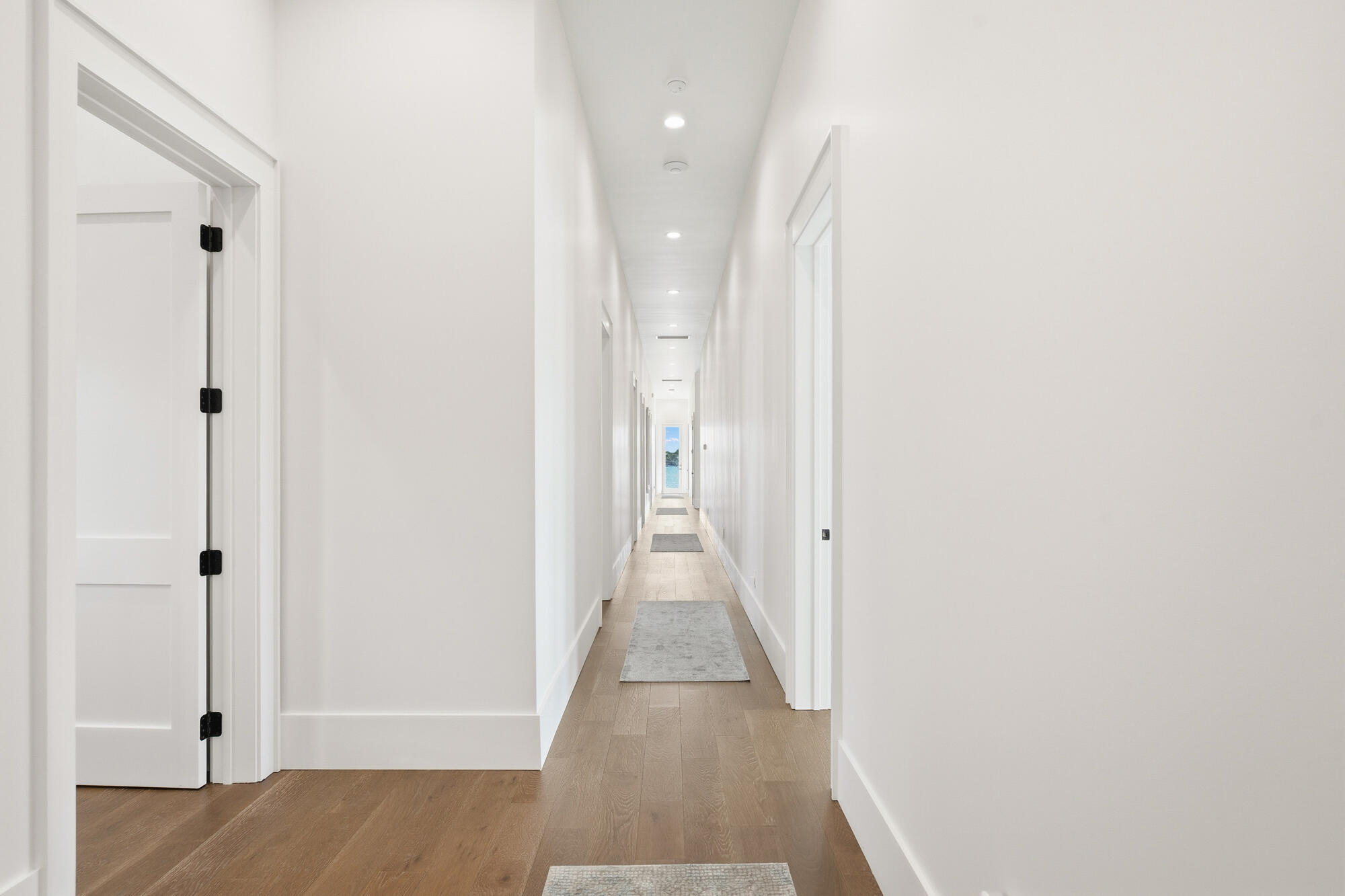 BOOMER'S CORNER - Residential