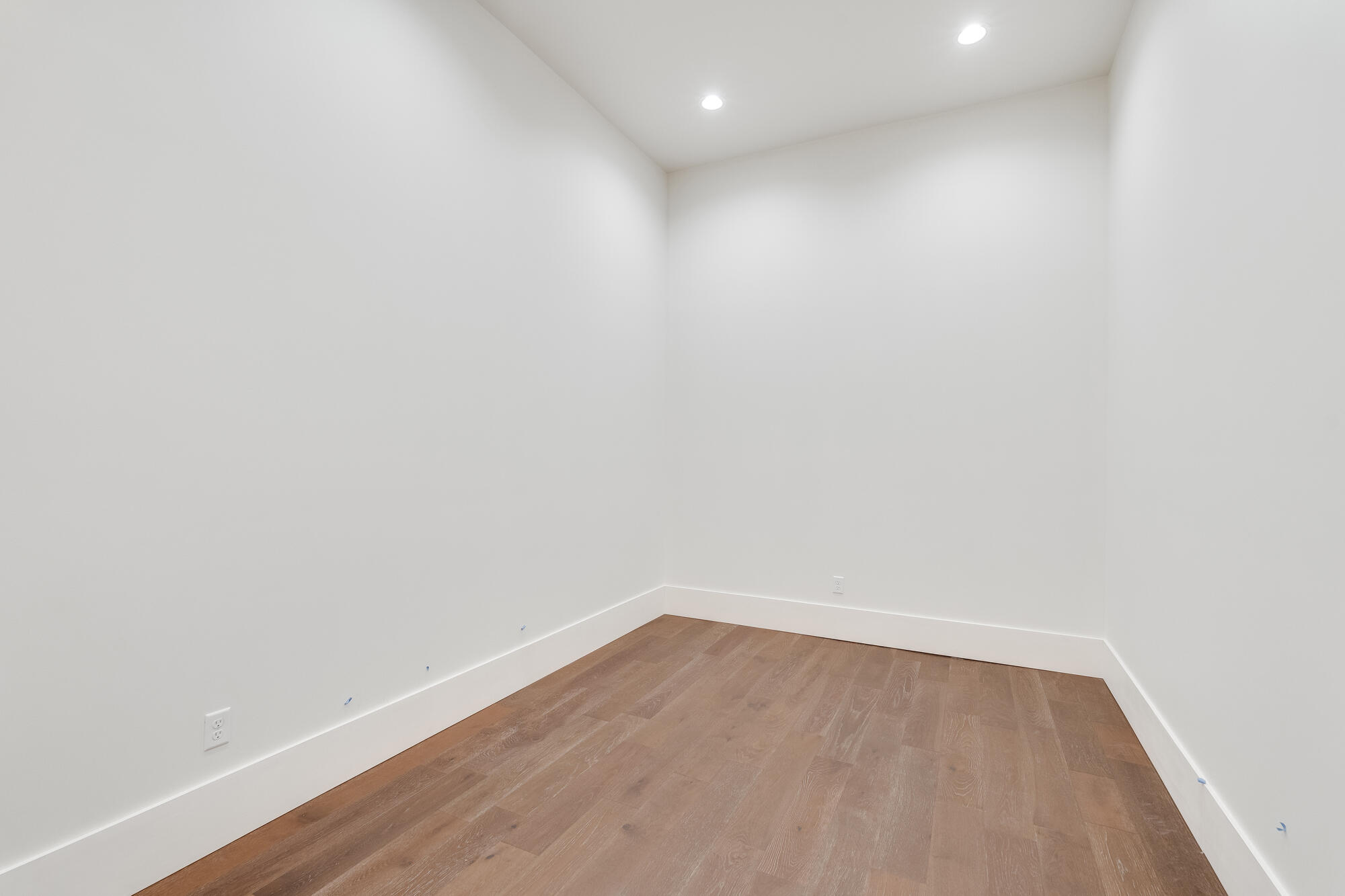 BOOMER'S CORNER - Residential