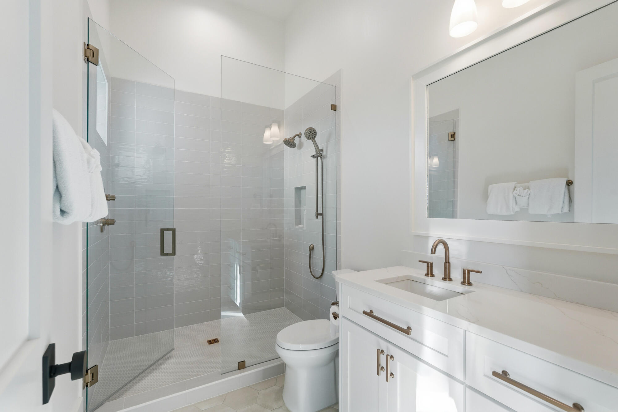 BOOMER'S CORNER - Residential