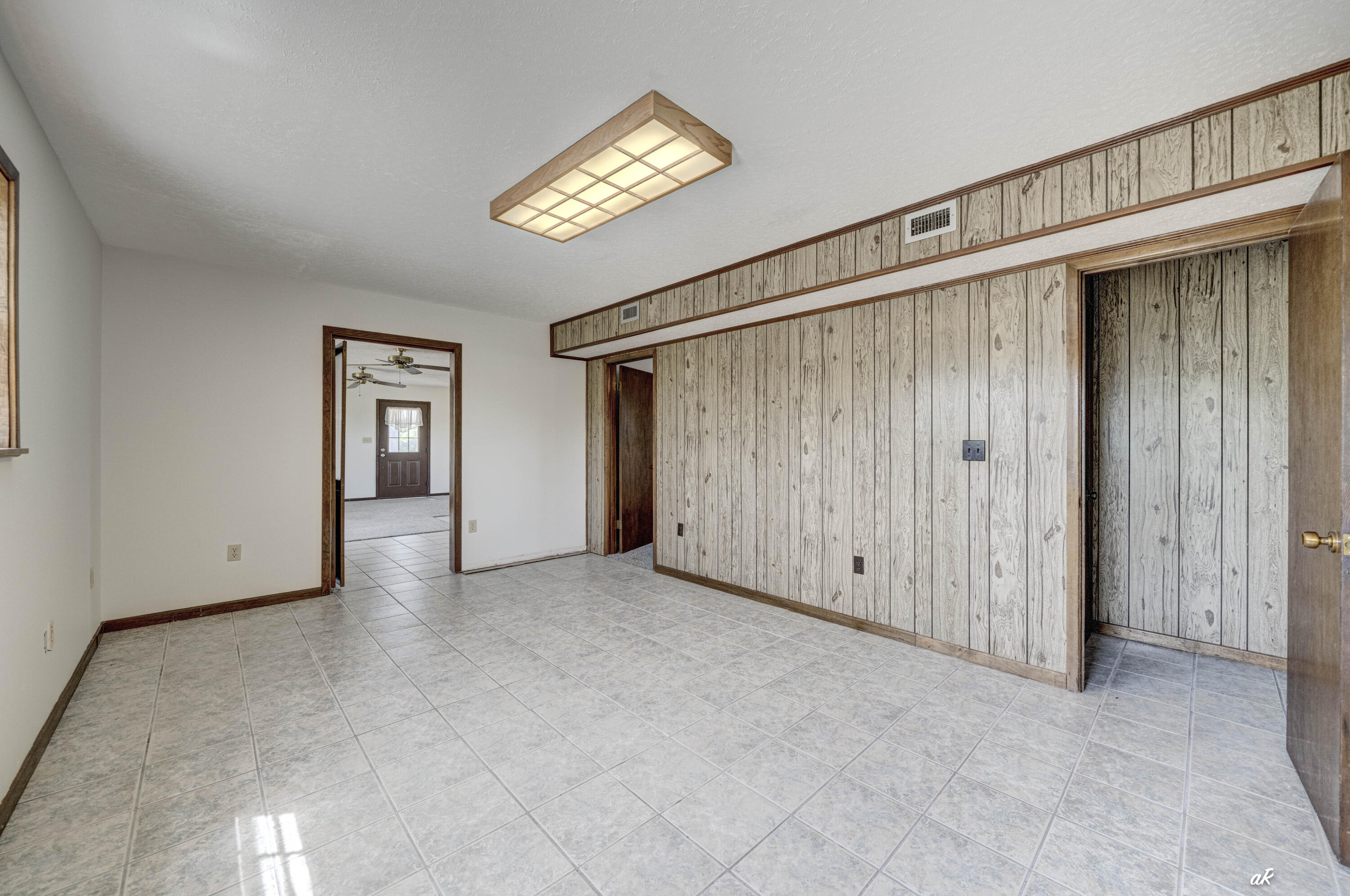 NO RECORDED SUBDIVISION - Residential