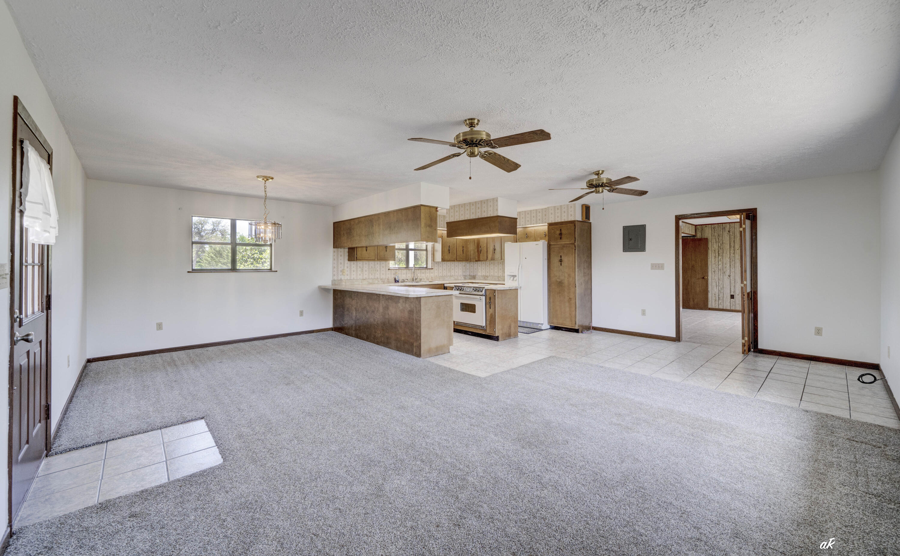 NO RECORDED SUBDIVISION - Residential