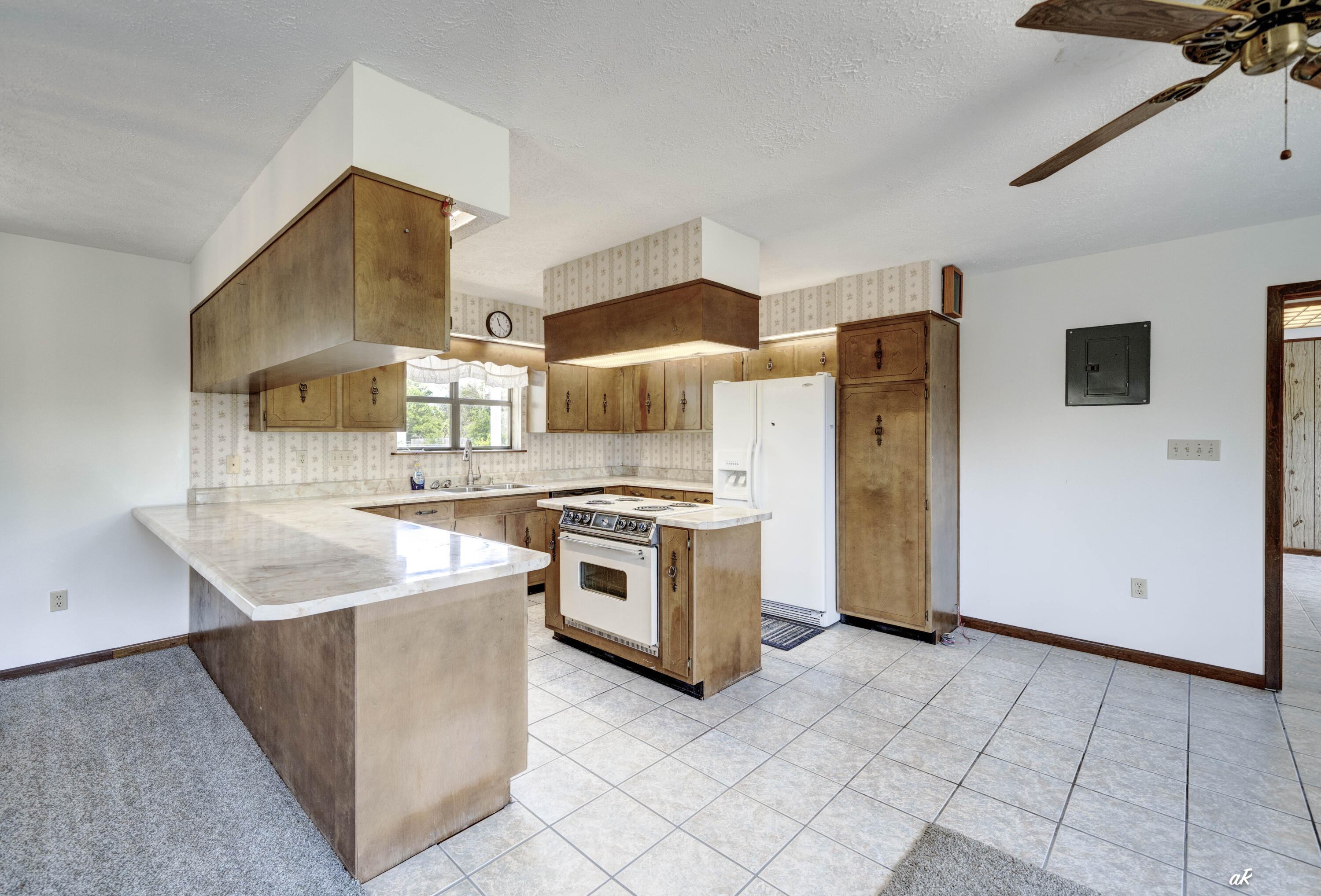 NO RECORDED SUBDIVISION - Residential