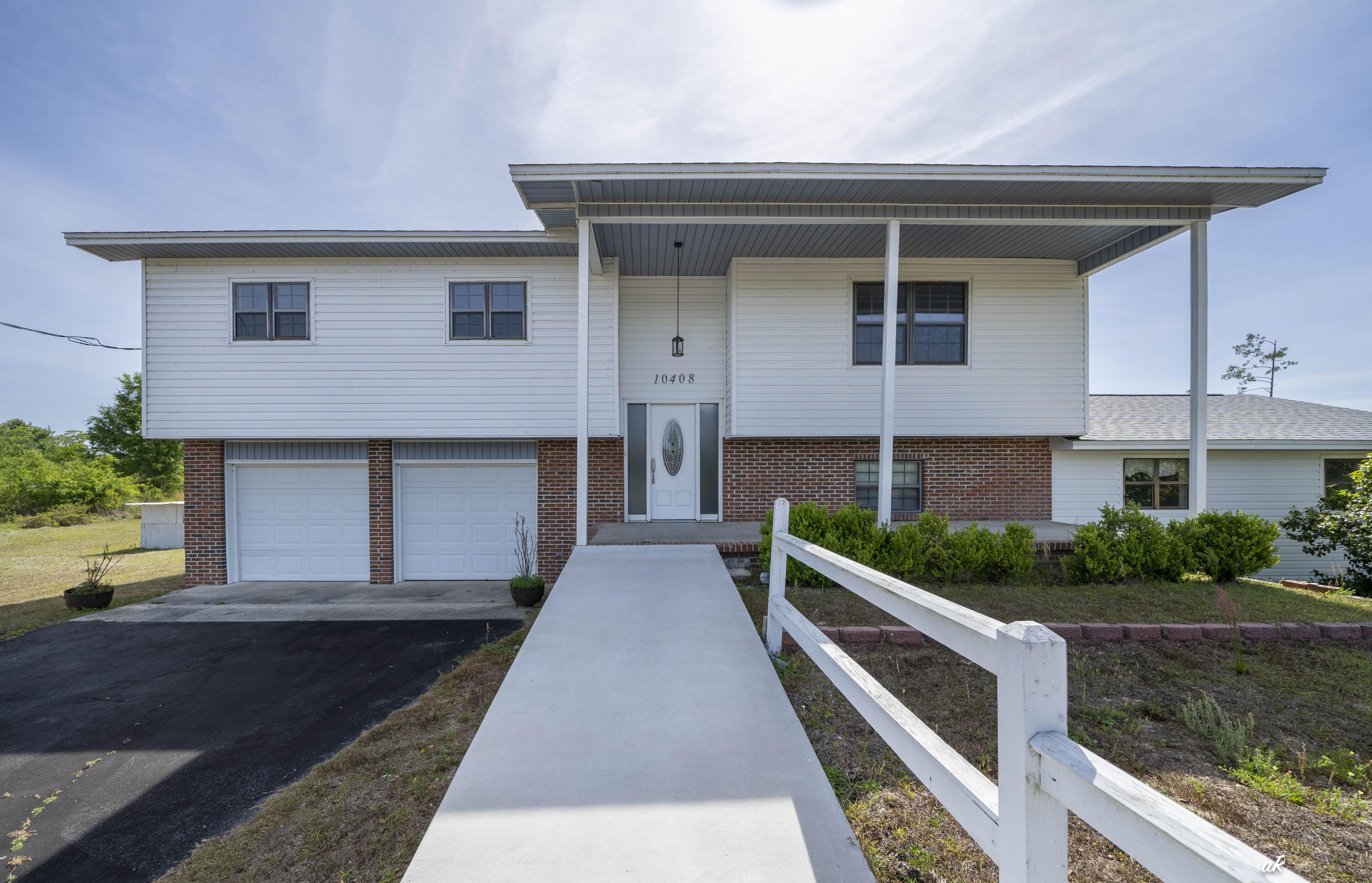 NO RECORDED SUBDIVISION - Residential