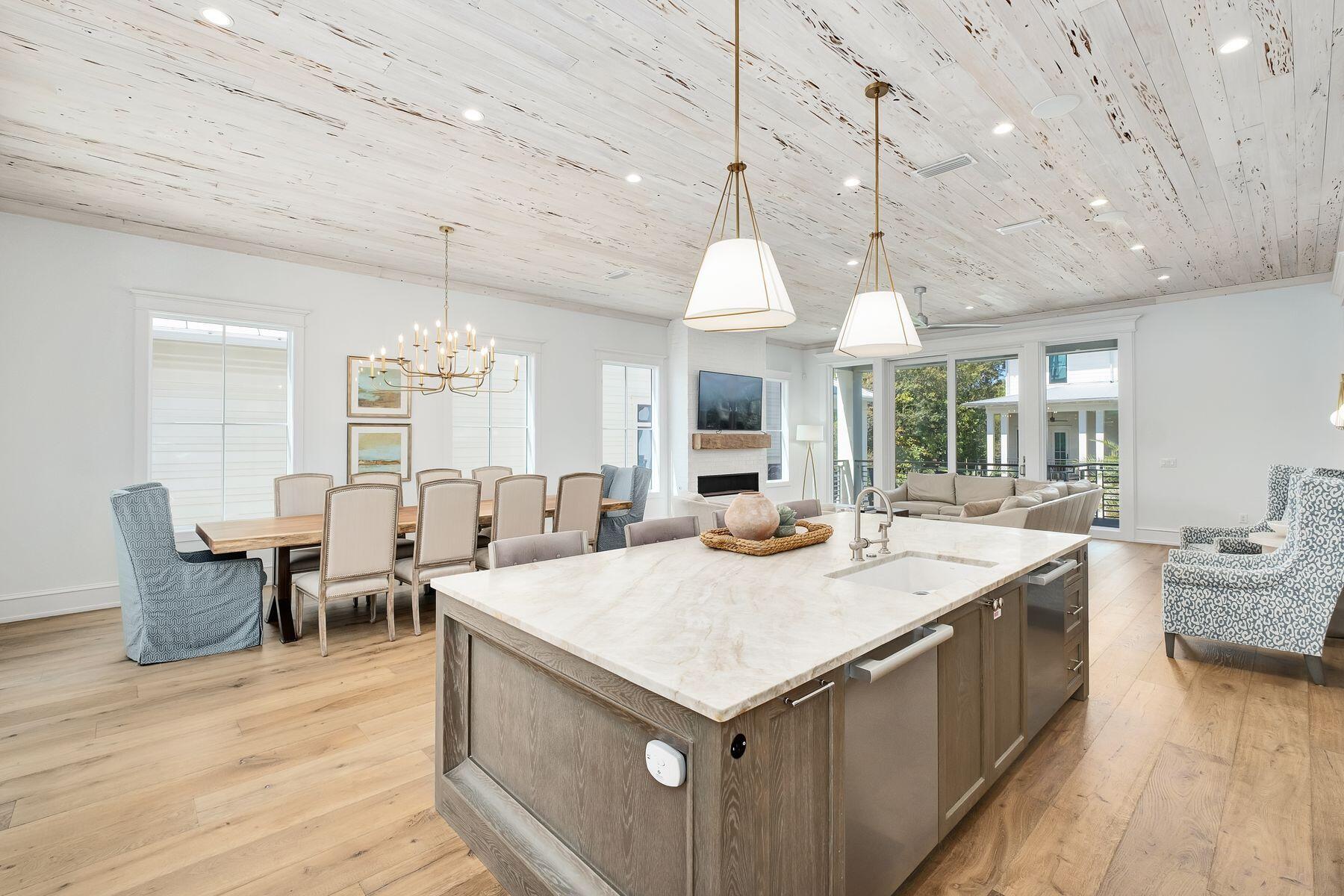 SEAGROVE 3RD ADDN - Residential