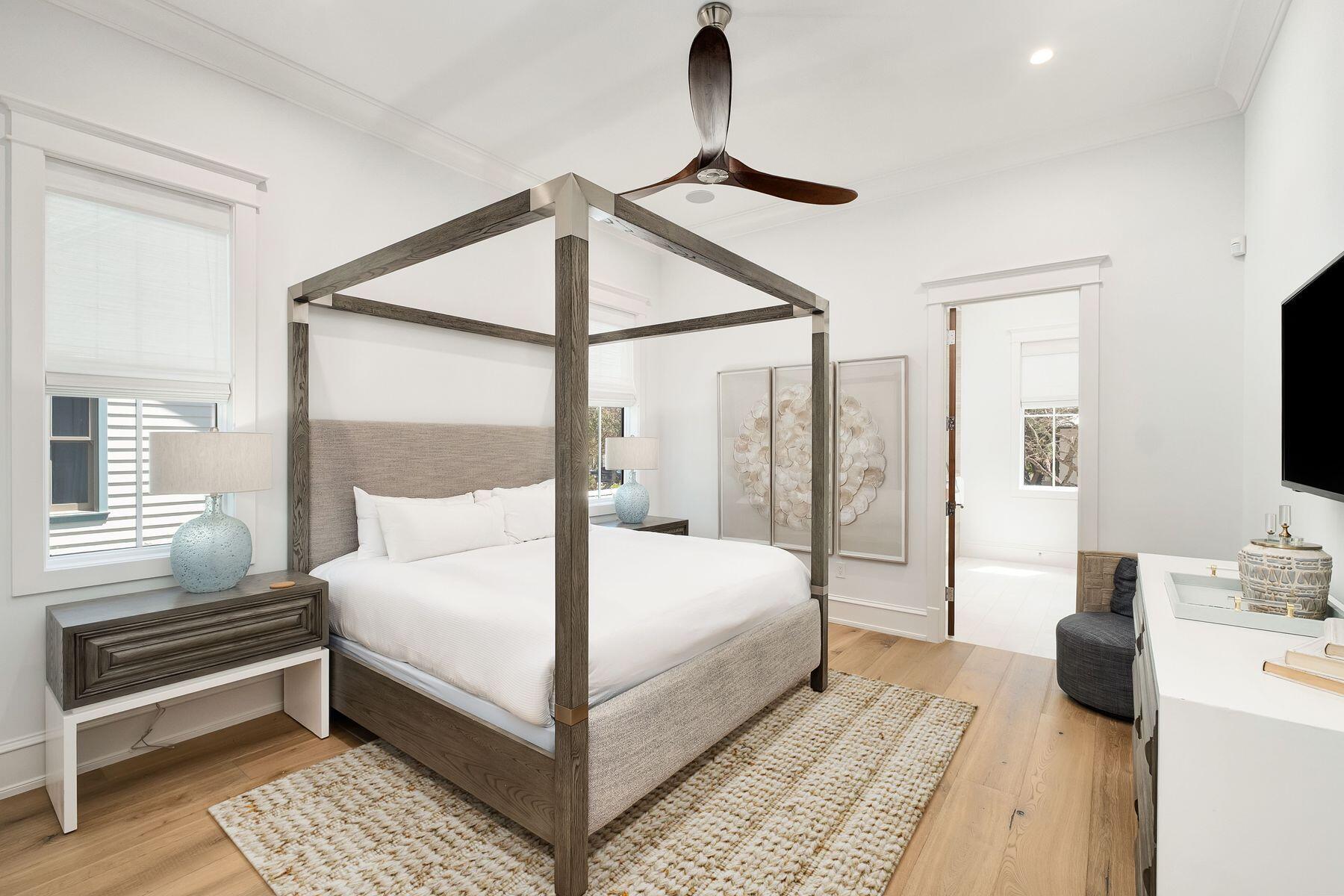 SEAGROVE 3RD ADDN - Residential