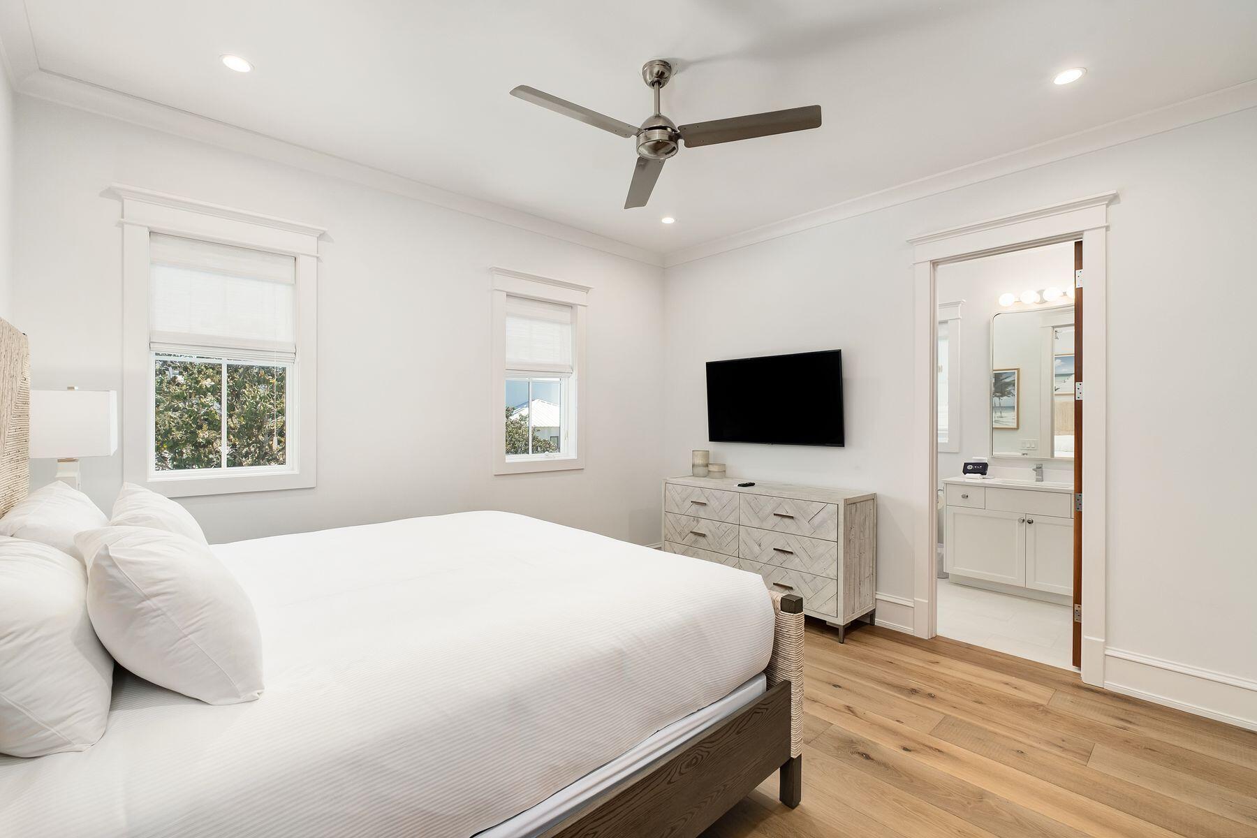 SEAGROVE 3RD ADDN - Residential