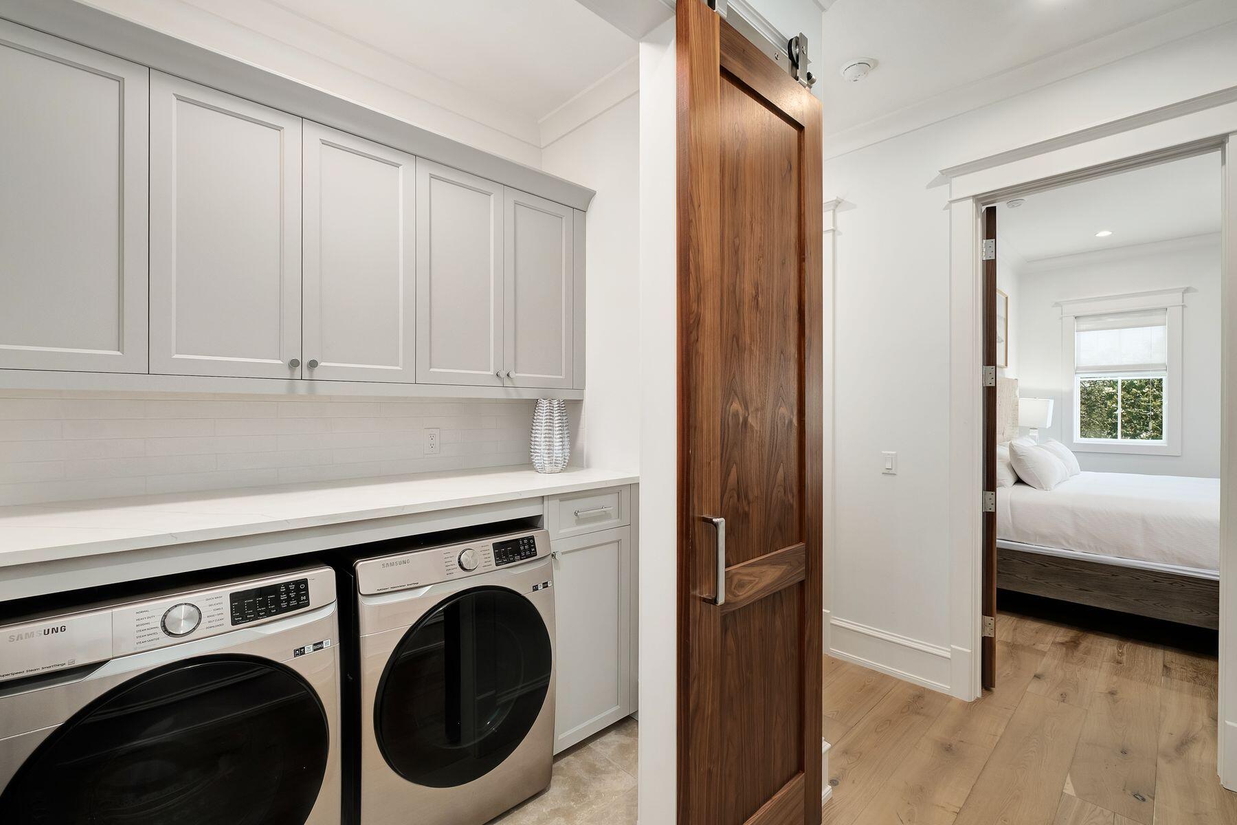 SEAGROVE 3RD ADDN - Residential