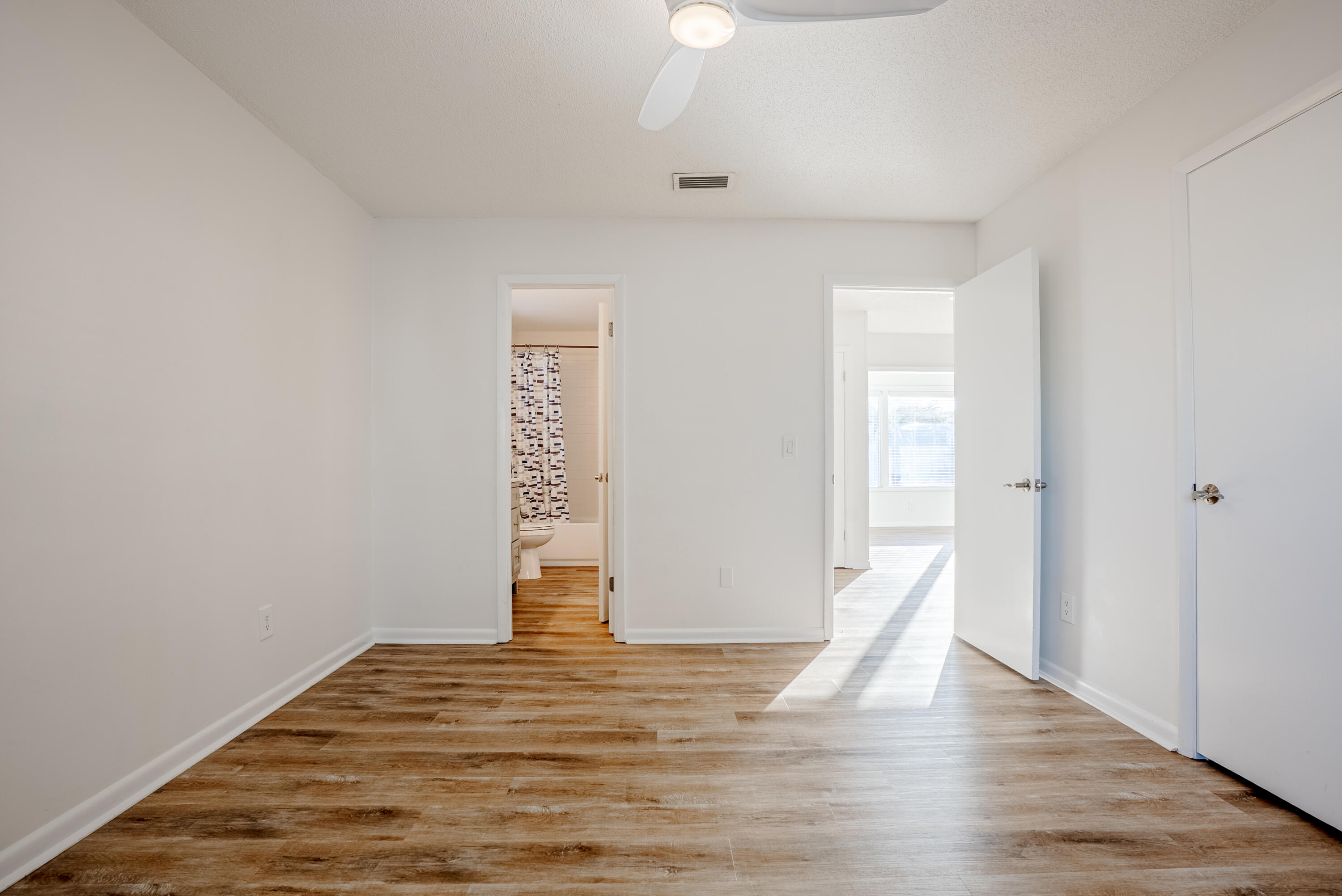 LAGUNA BEACH 2ND ADDN - Residential