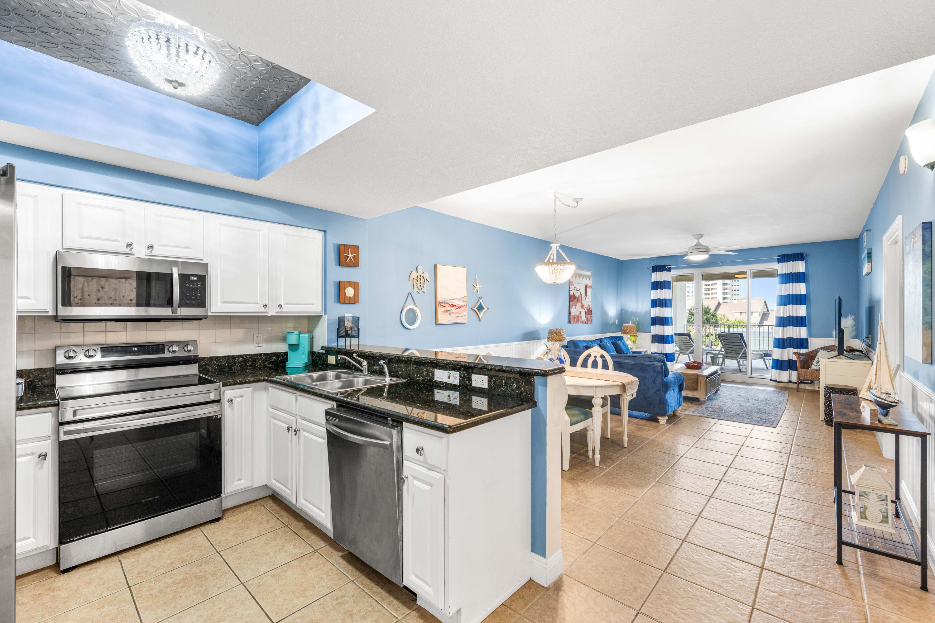 ARIEL DUNES II - Residential