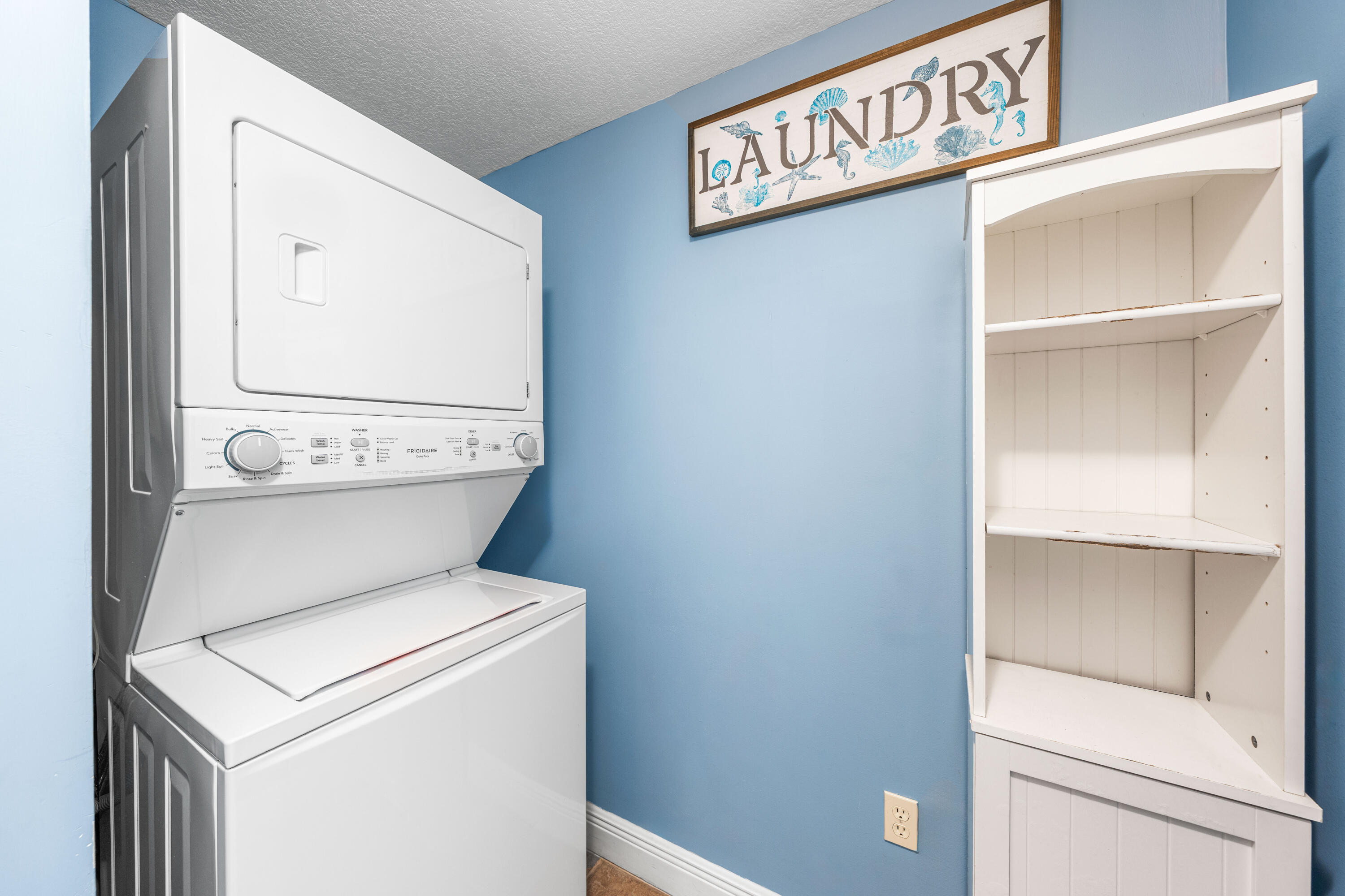 ARIEL DUNES II - Residential