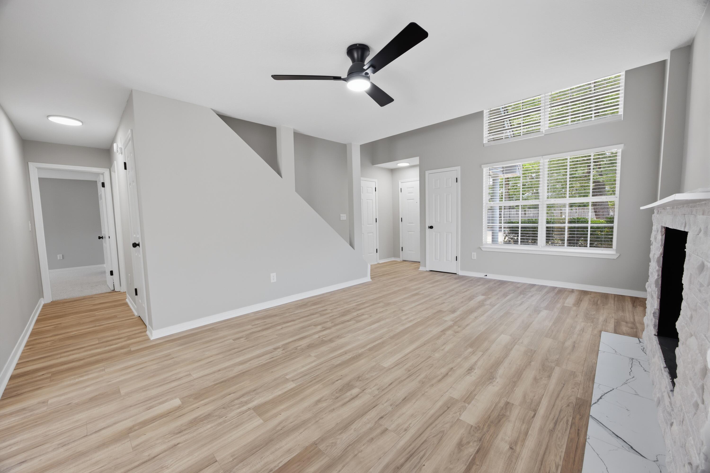 EMERALD ESTATES - Residential