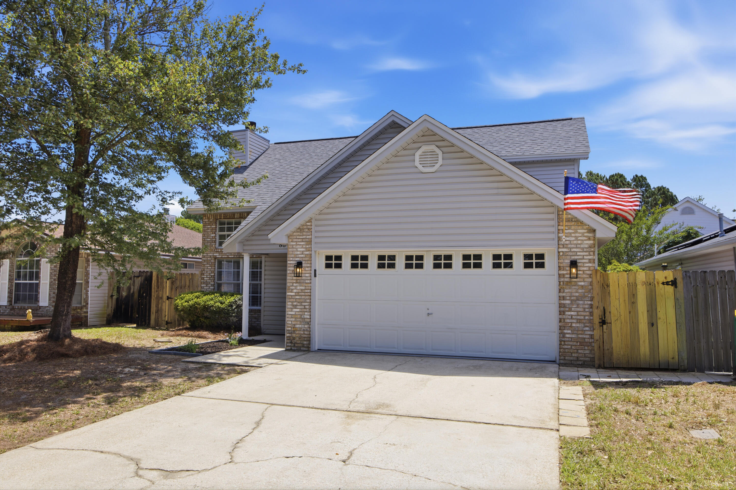 EMERALD ESTATES - Residential