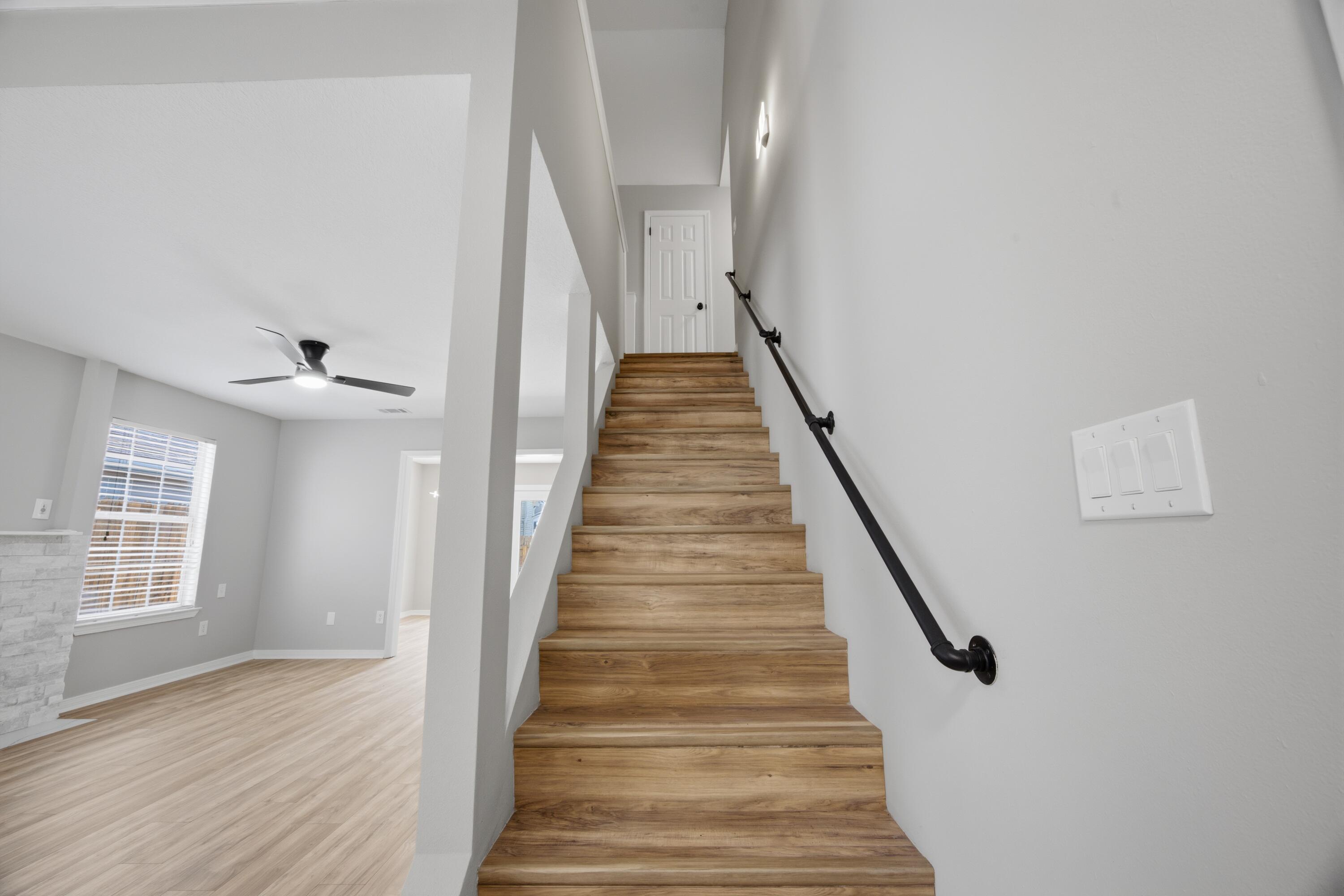 EMERALD ESTATES - Residential