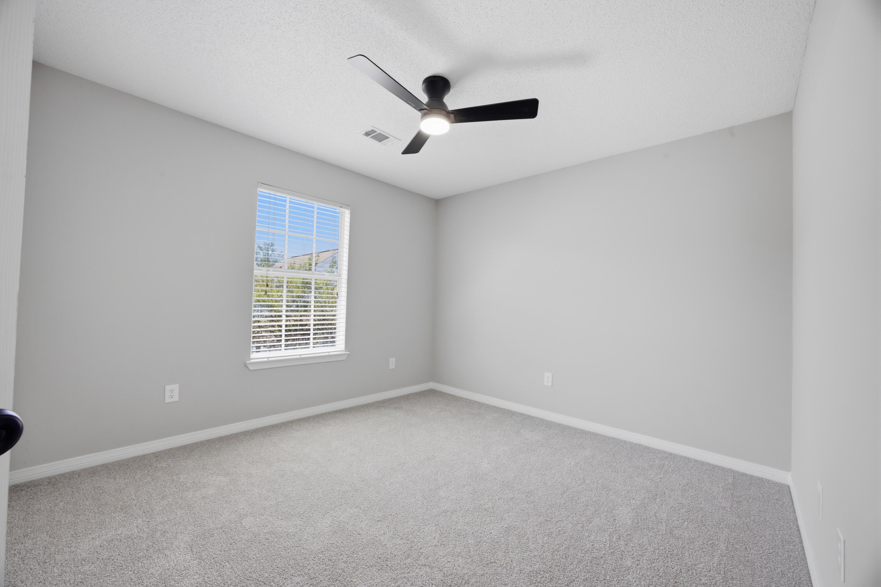 EMERALD ESTATES - Residential