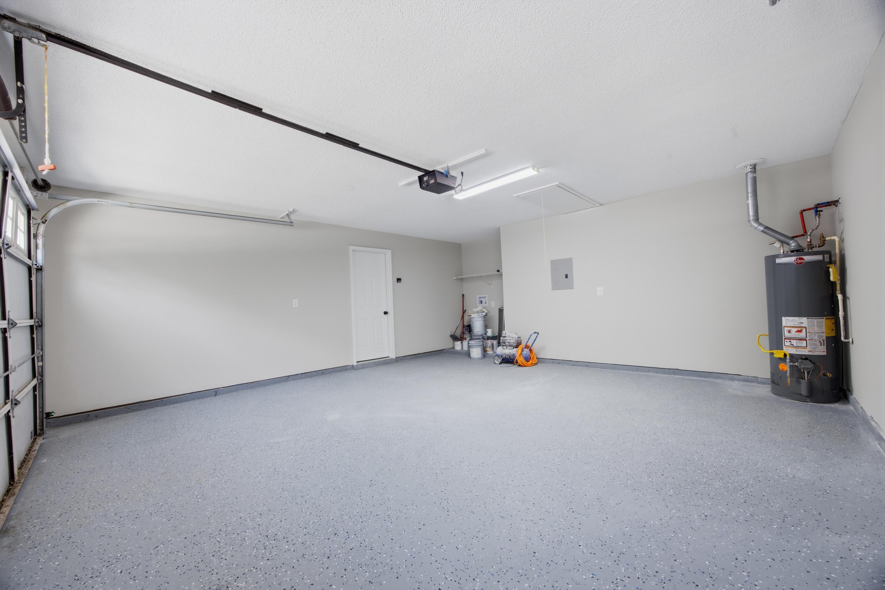 EMERALD ESTATES - Residential