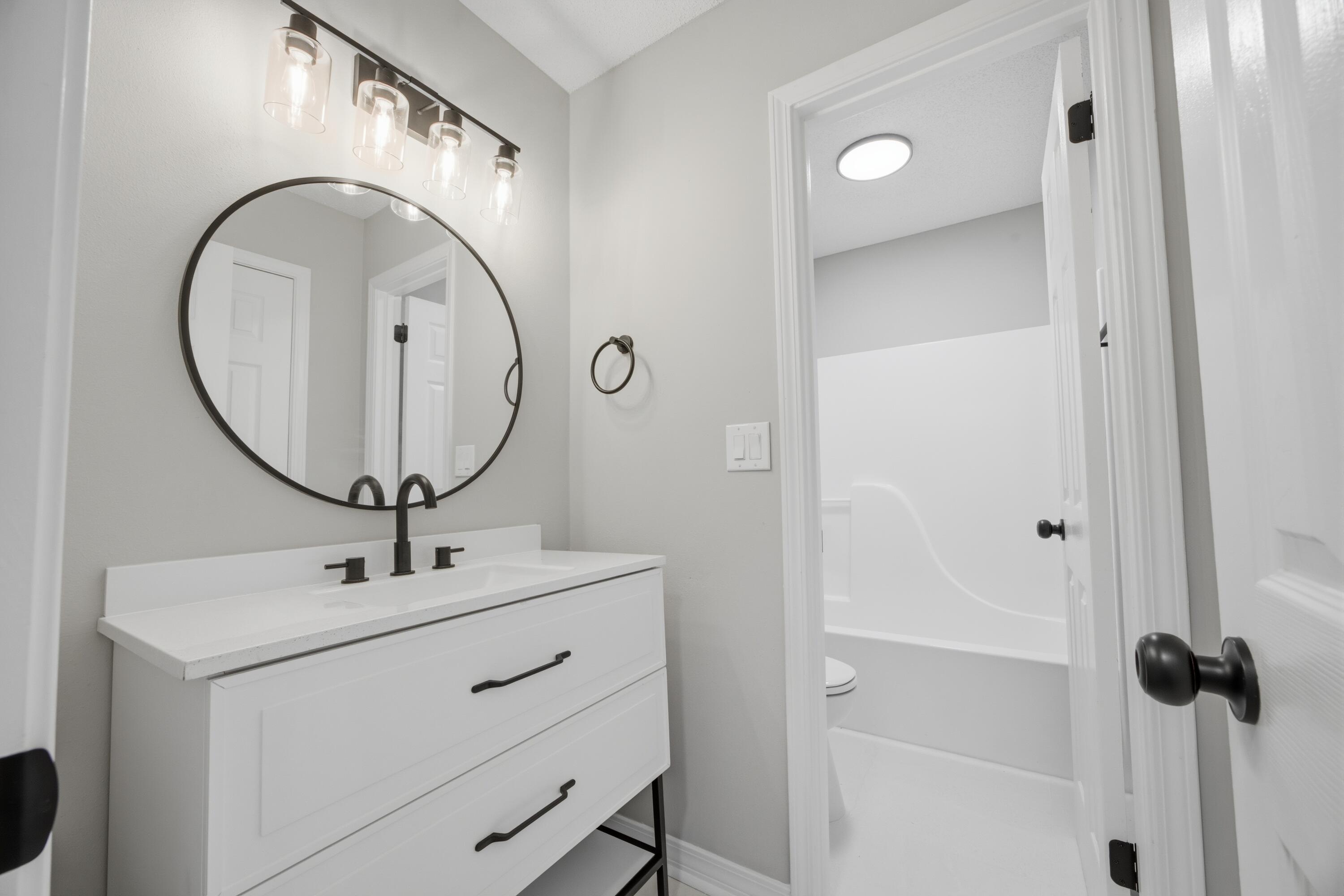 EMERALD ESTATES - Residential