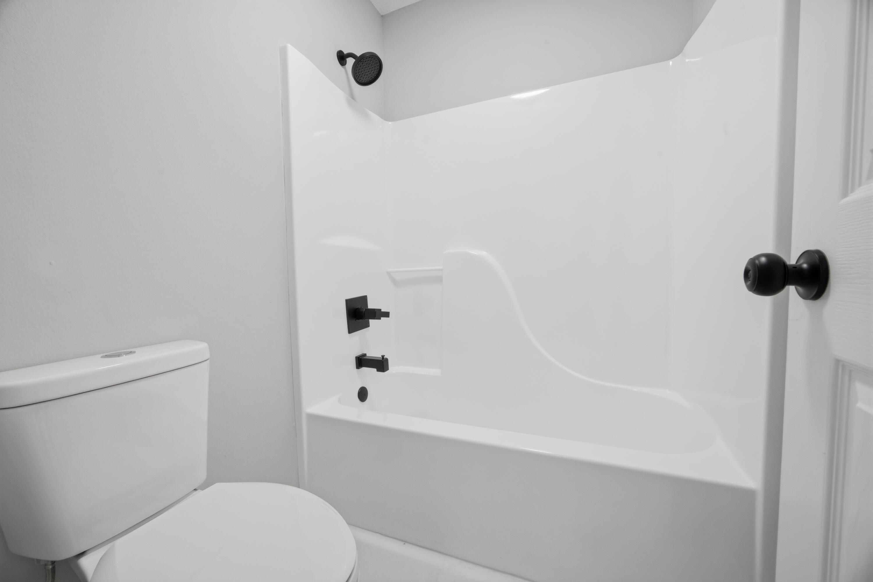 EMERALD ESTATES - Residential