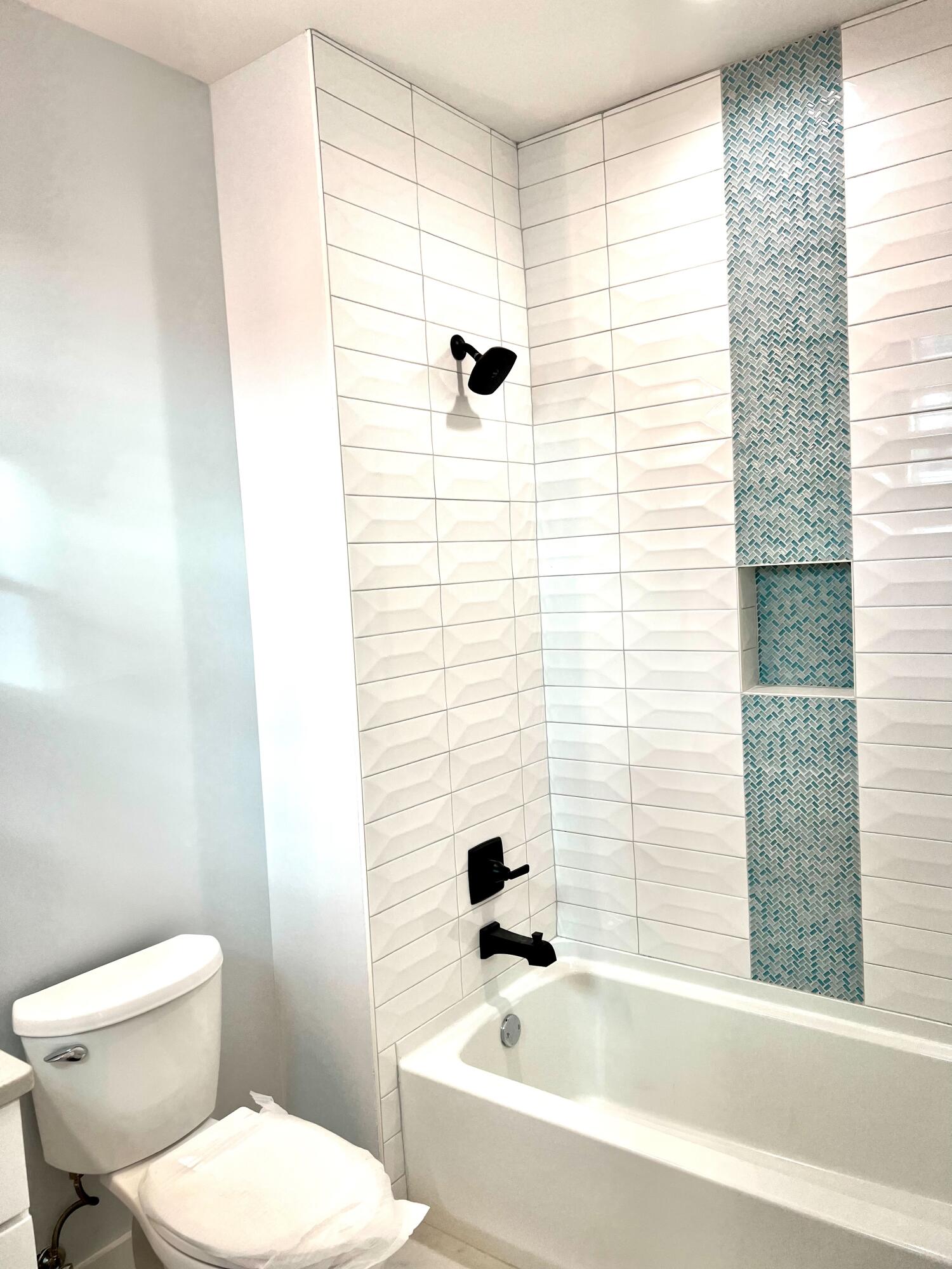 SHADOW PINES - Residential Lease