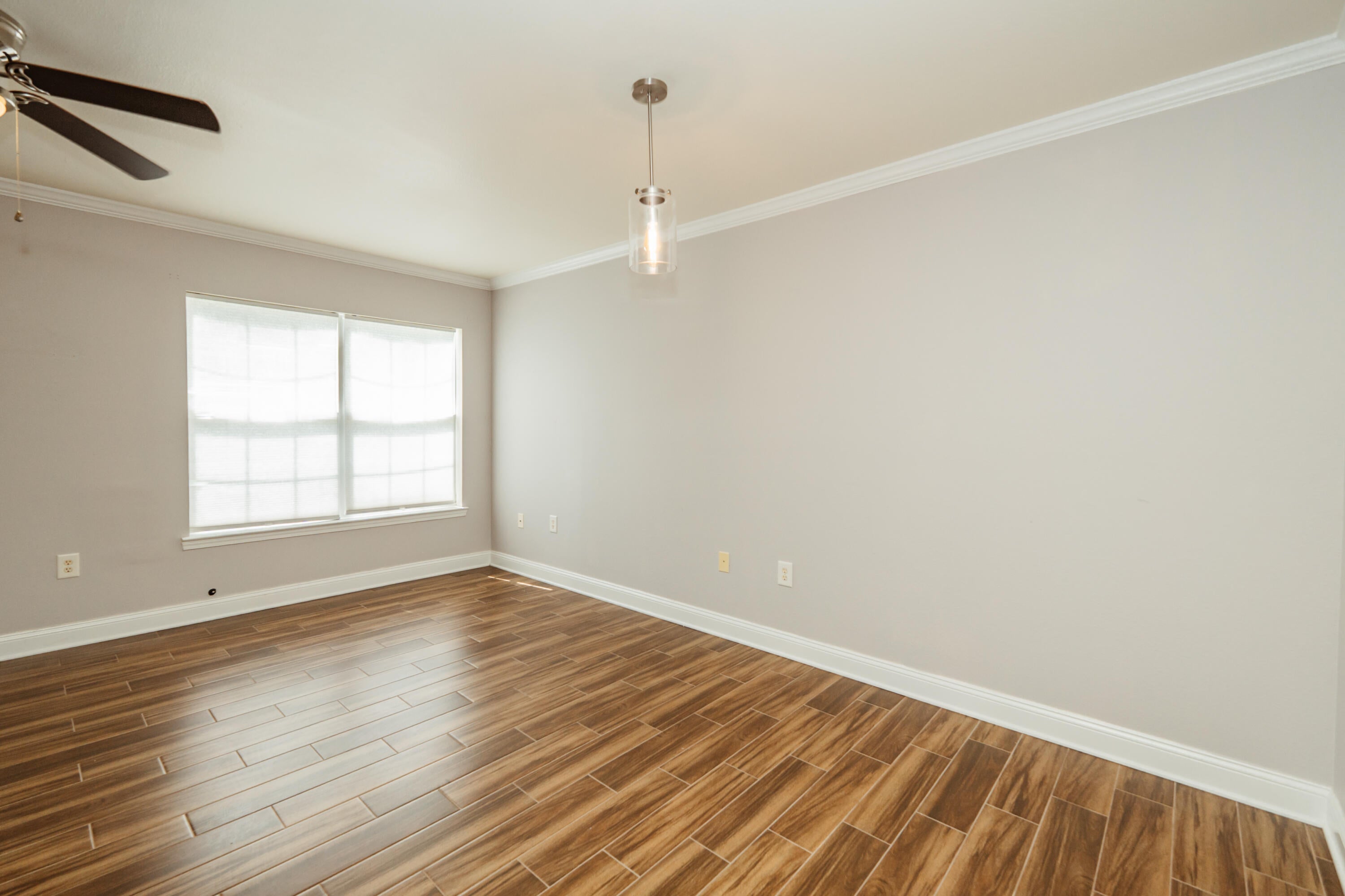 526 Wingspan Way