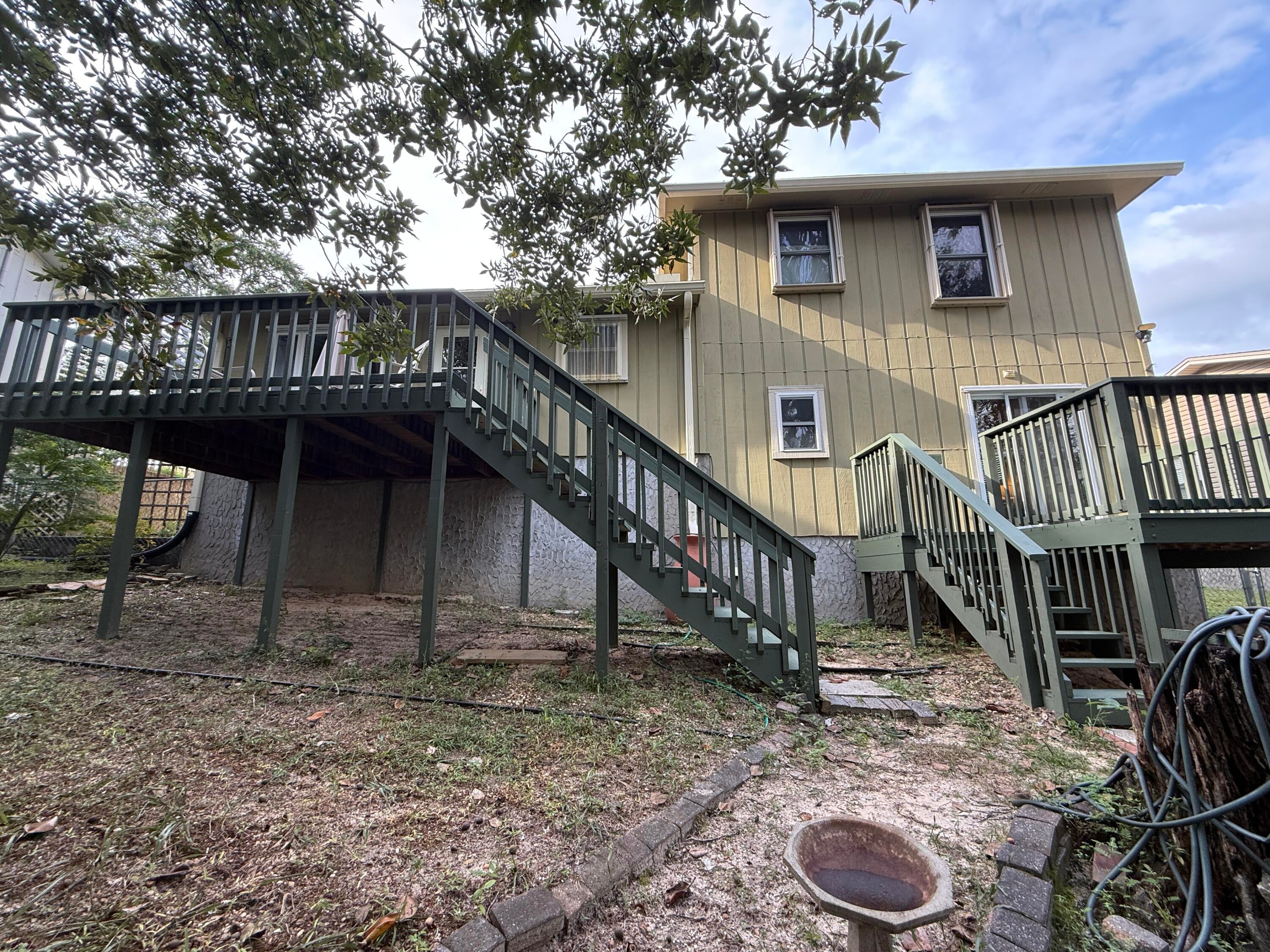 1225 Rhonda Drive