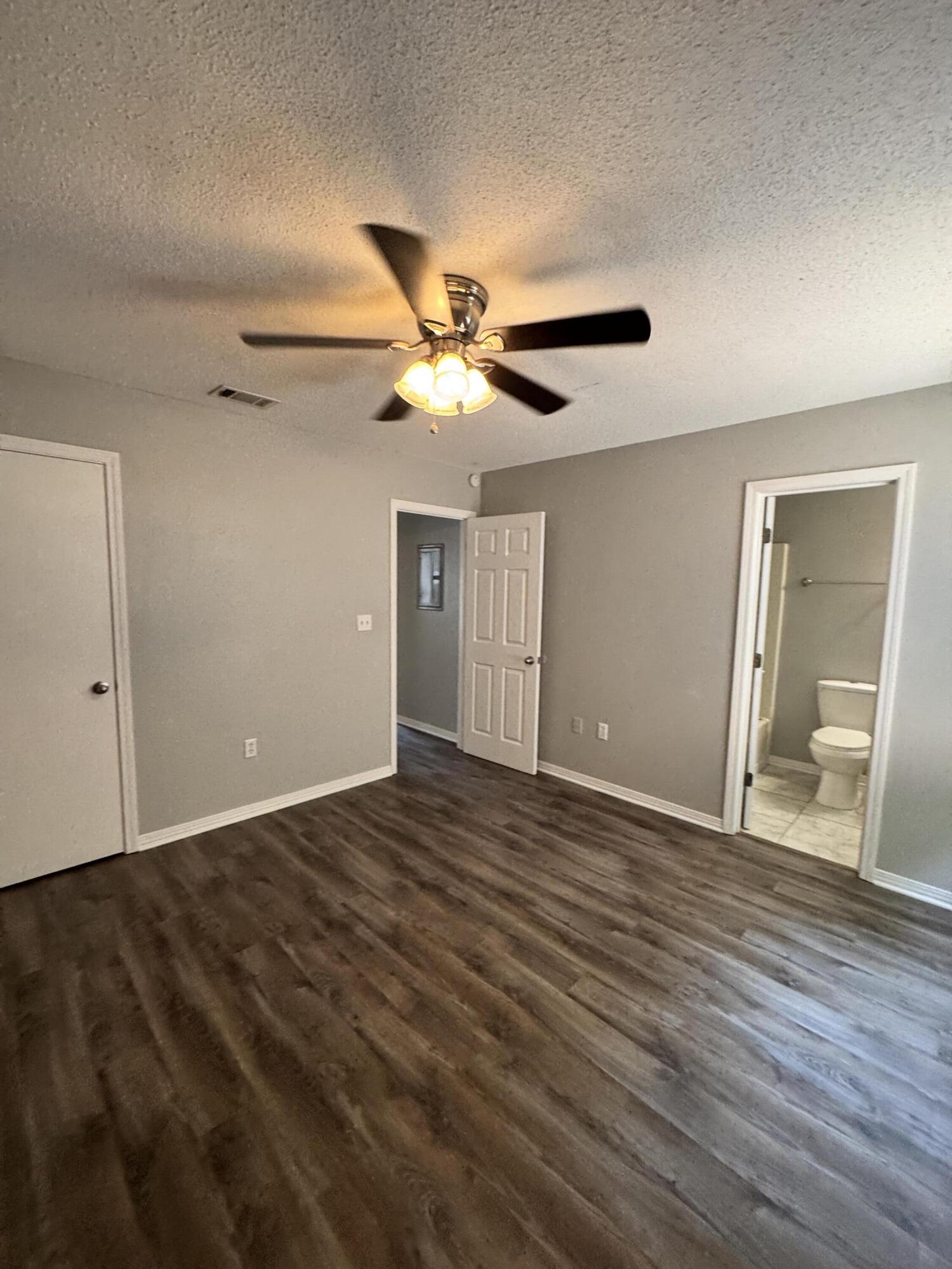 SHOAL TERRACE ESTATES - Residential Lease