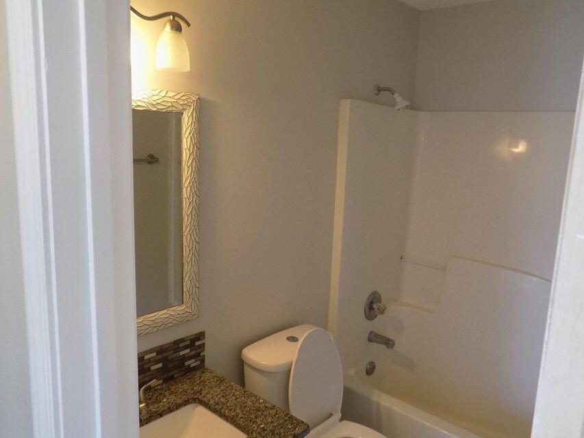 SHOAL TERRACE ESTATES - Residential Lease