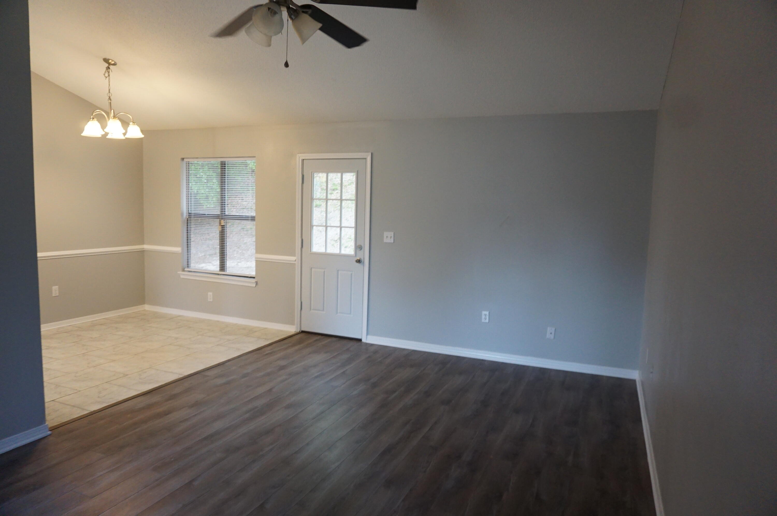 SHOAL TERRACE ESTATES - Residential Lease