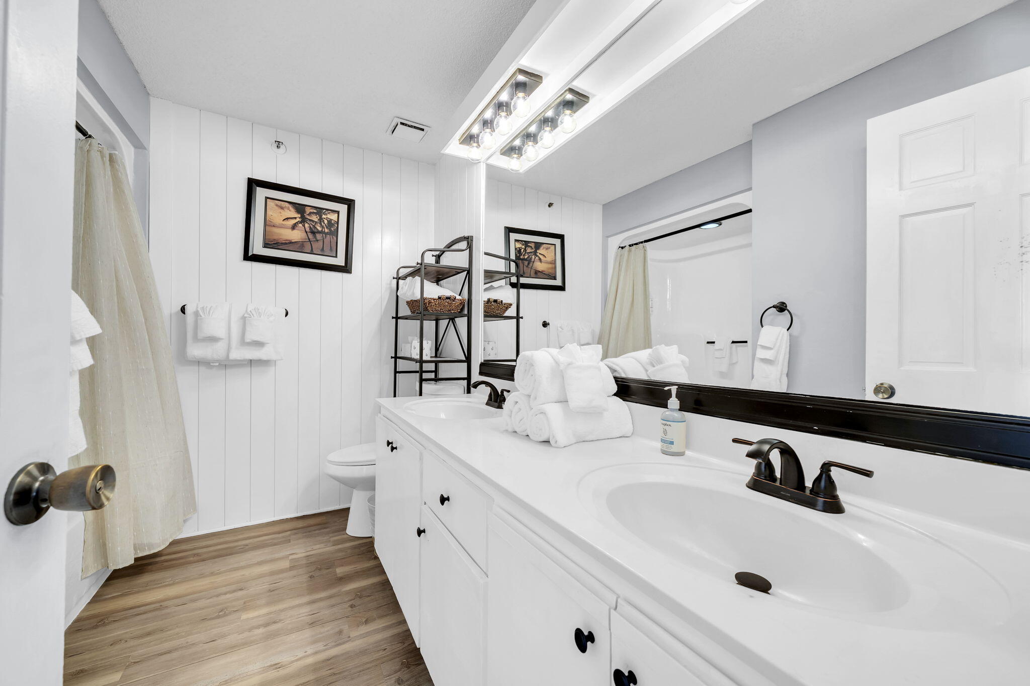 Plaza of St Thomas - Residential