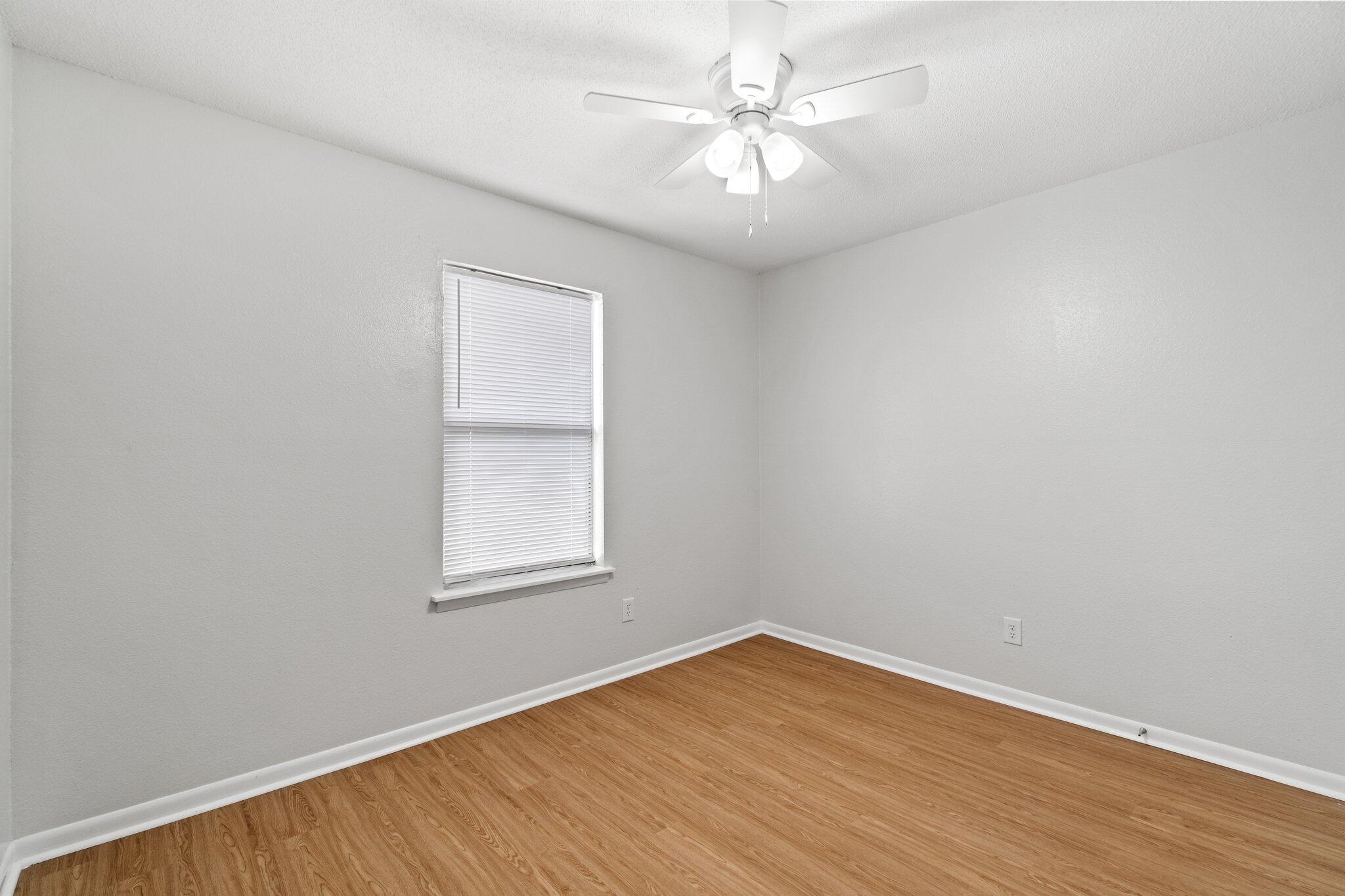 LIVE OAK - Residential Lease