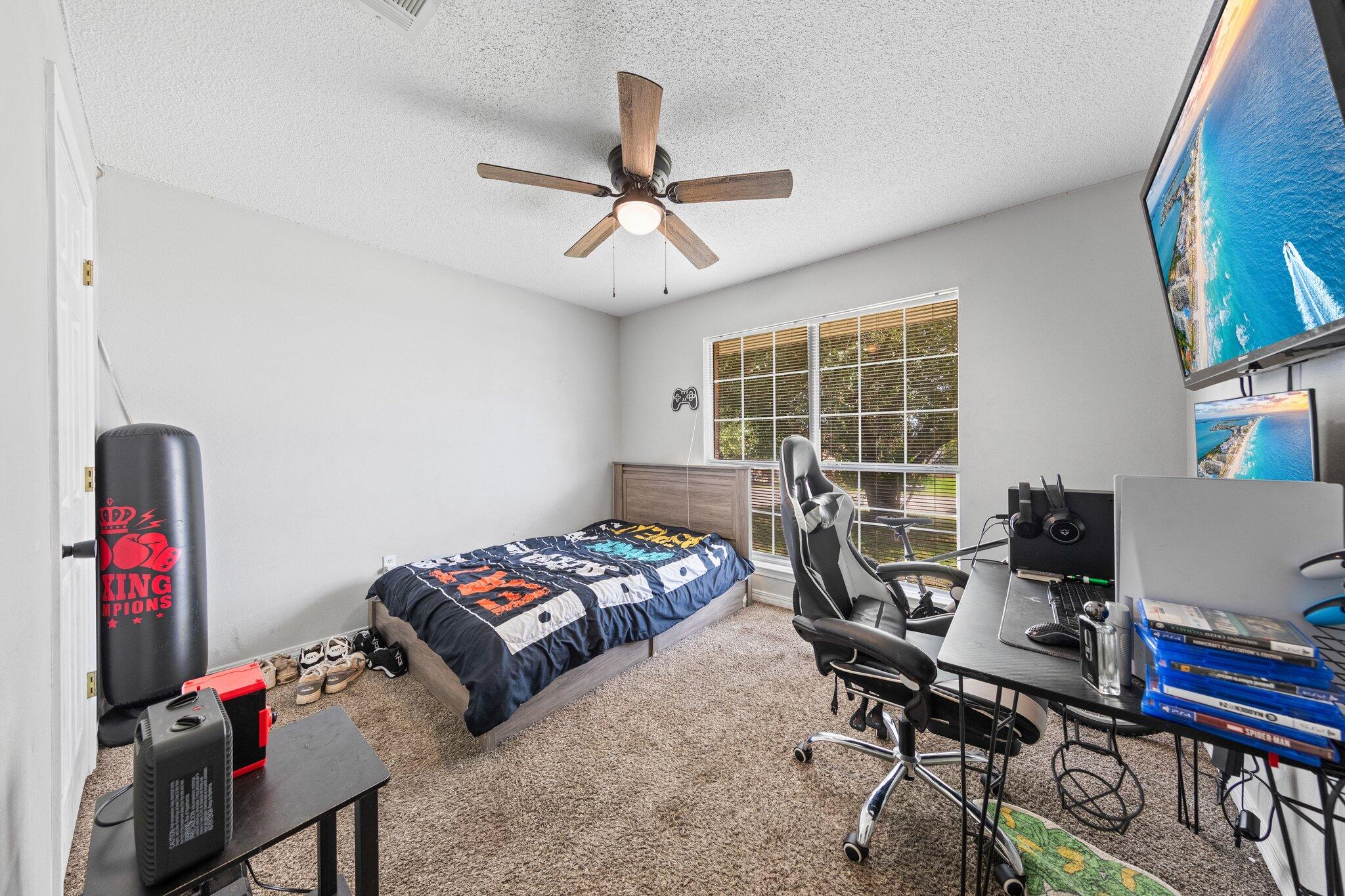 ANTIOCH ESTATES S/D LOT 70 BLK A - Residential